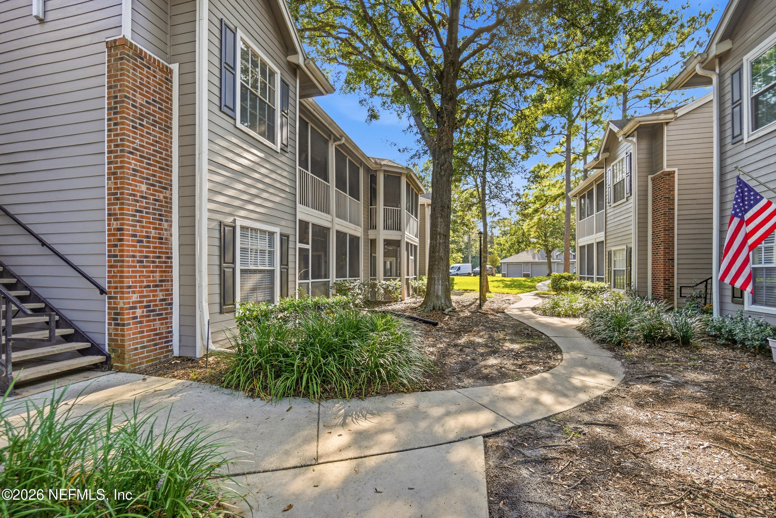 10000 GATE Parkway N 624