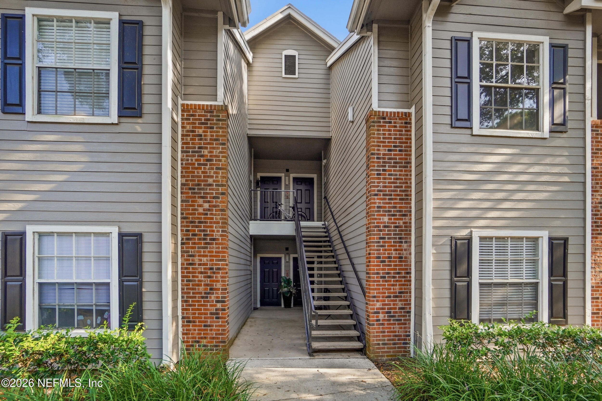 10000 GATE Parkway N 624
