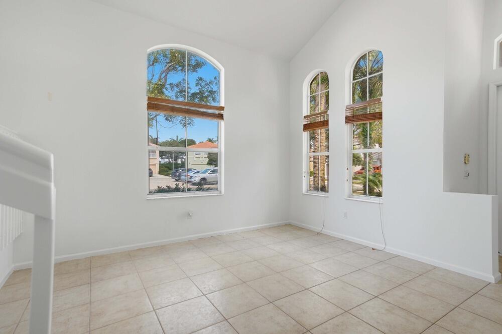 17170 SW 49th Place