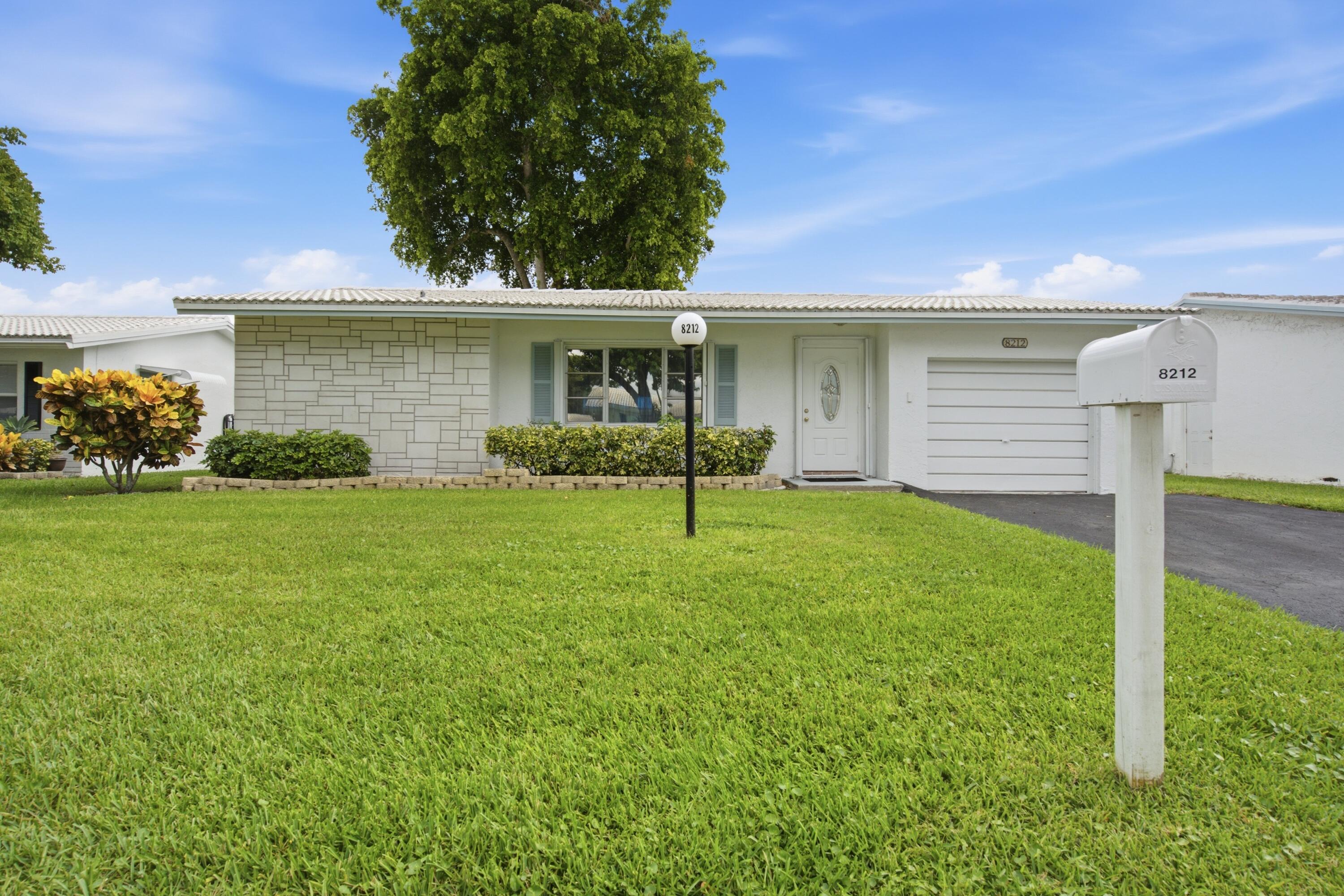 8212 NW 12th Court