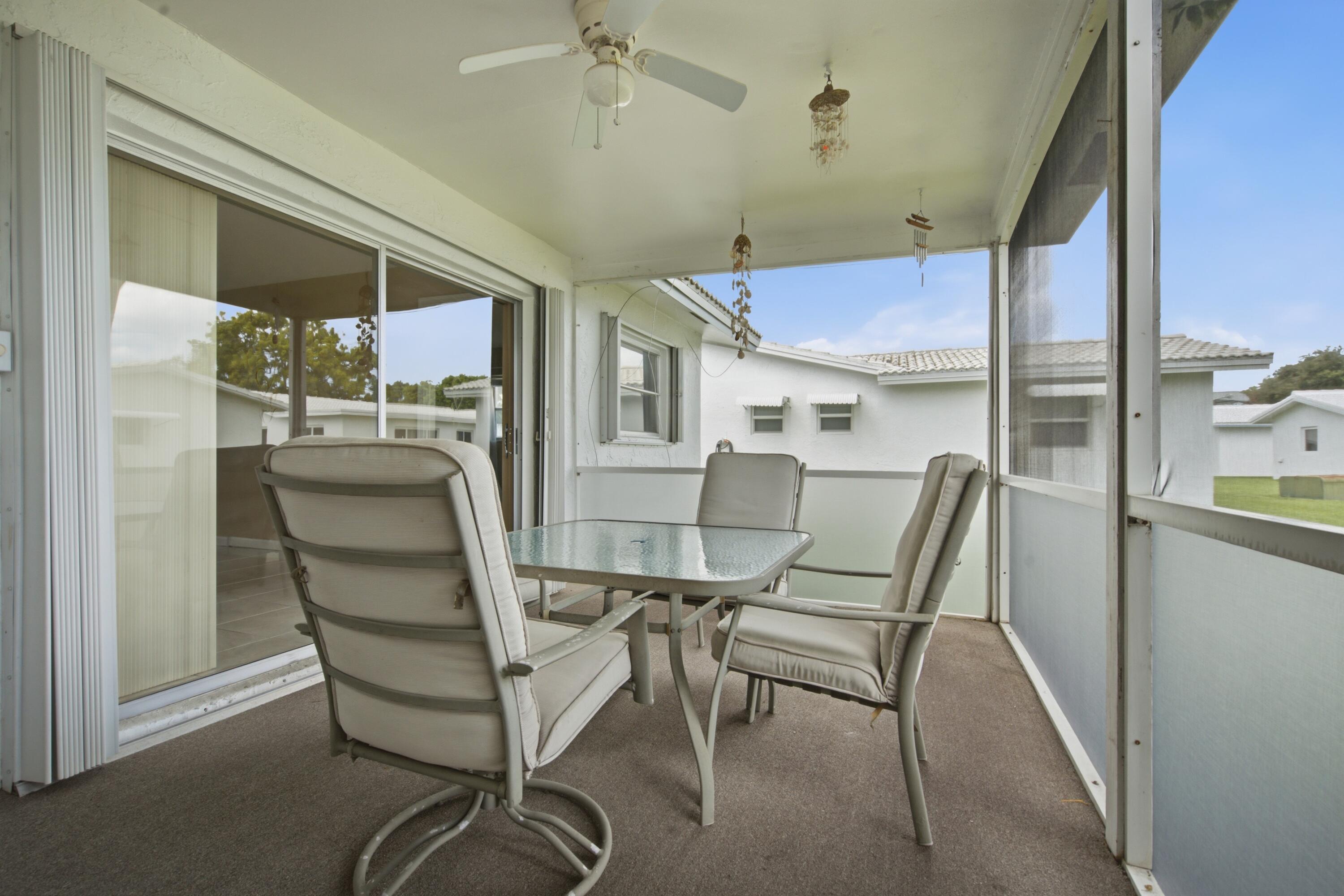 8212 NW 12th Court