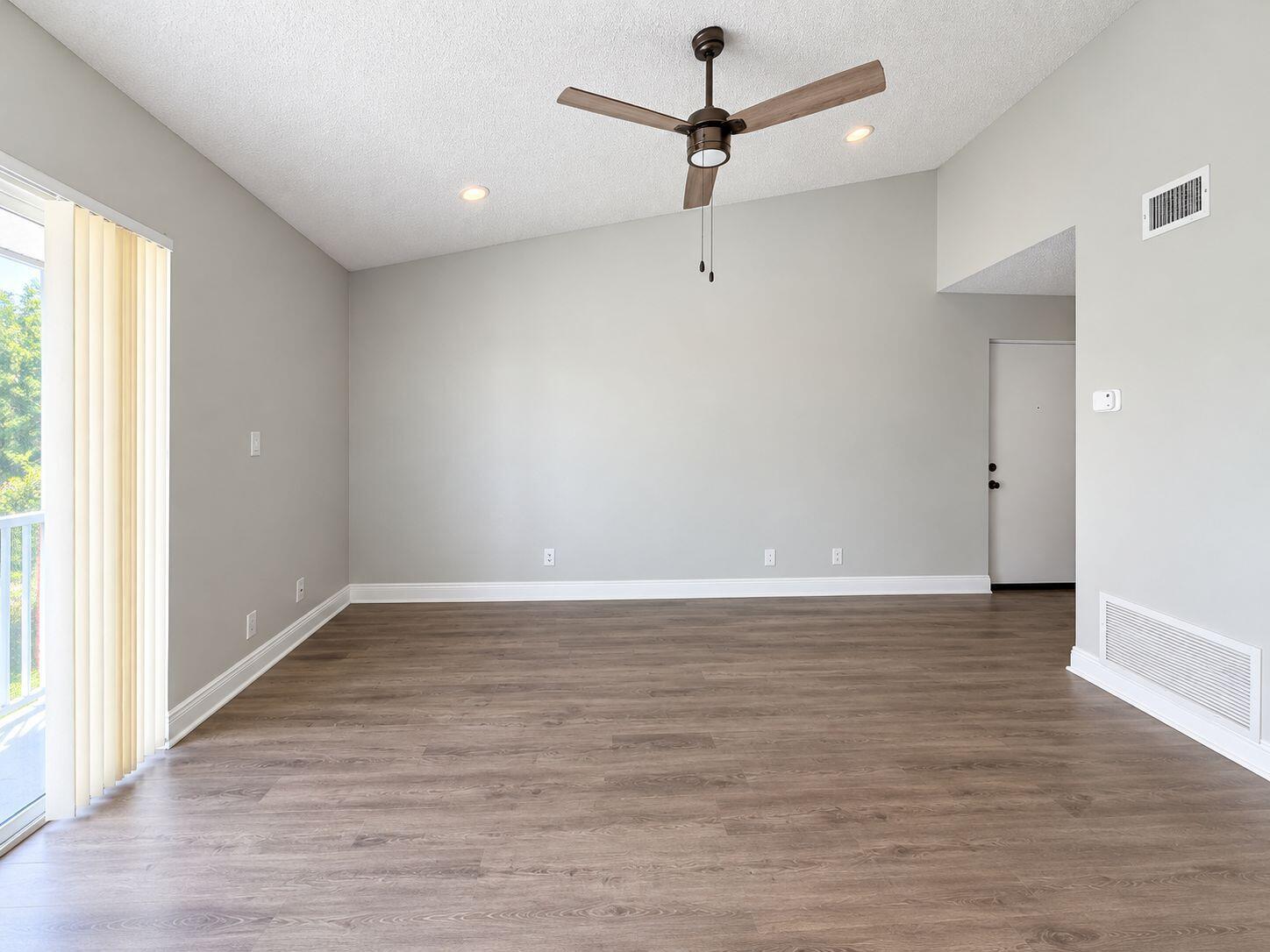 5612 ROCK ISLAND Road 172