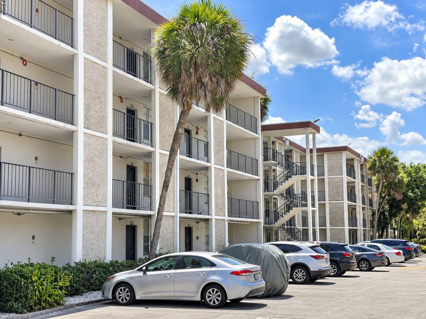 2650 NW 49TH Avenue 118