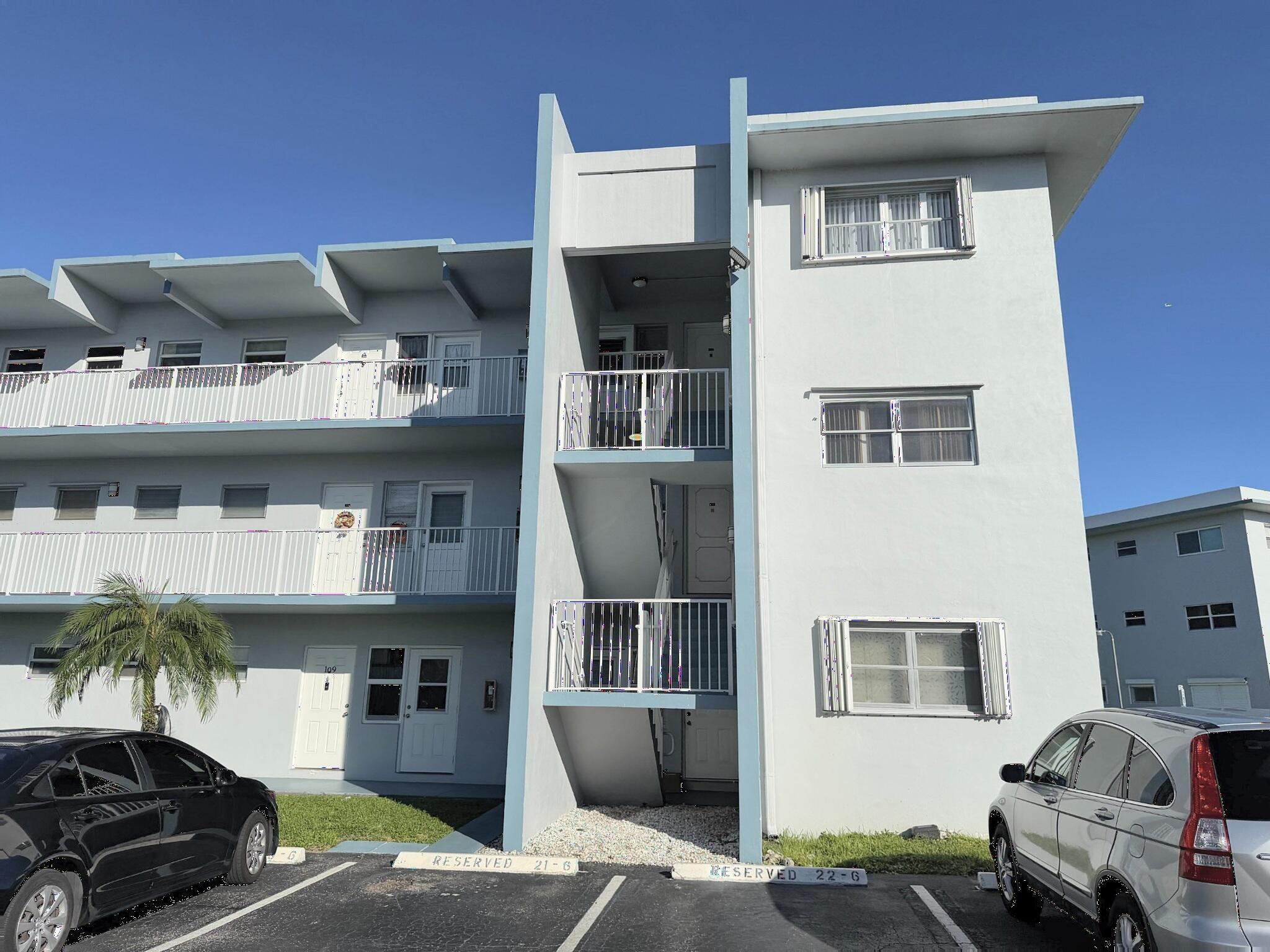2309 PARK Lane 210