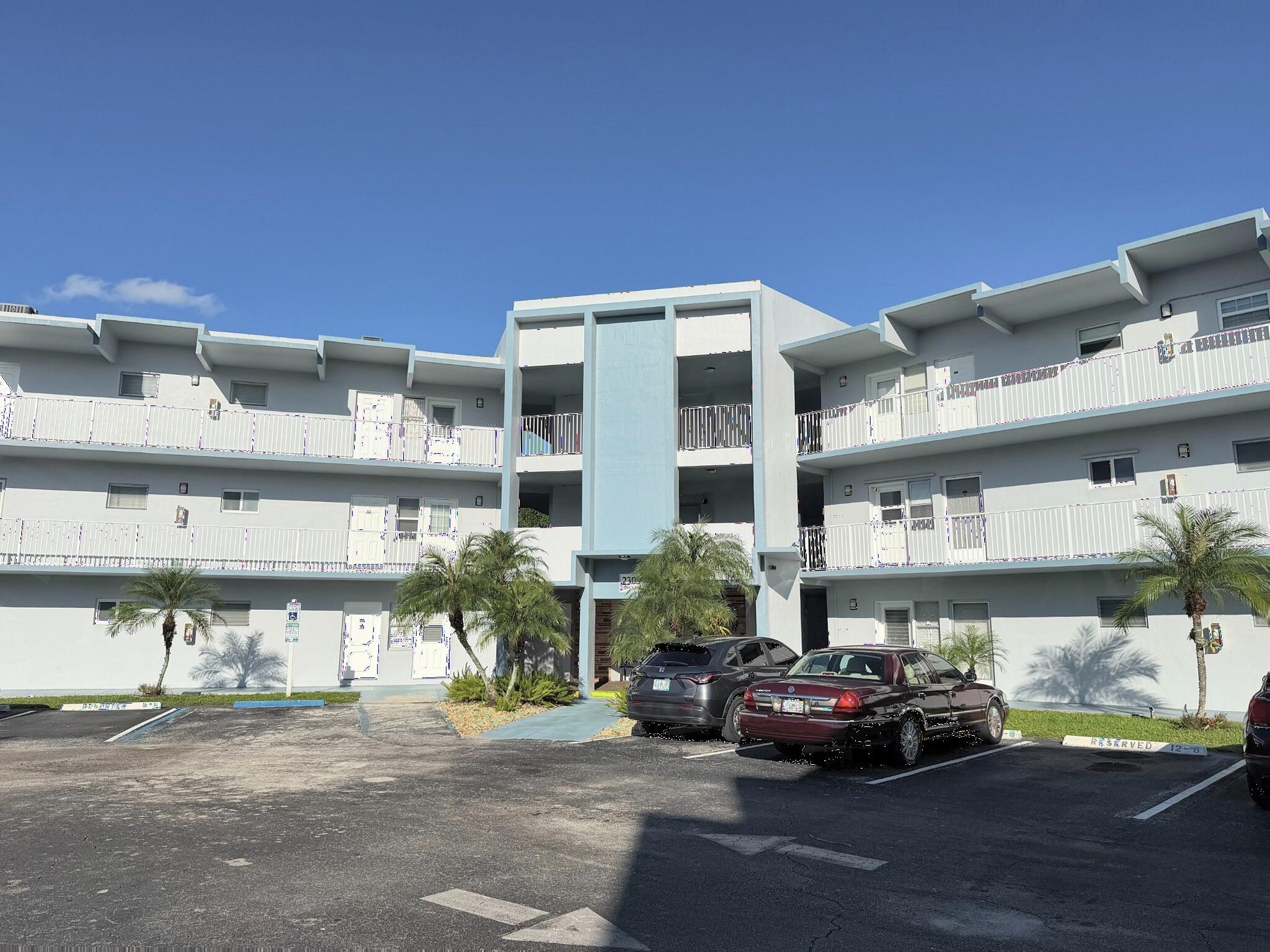 2309 PARK Lane 210