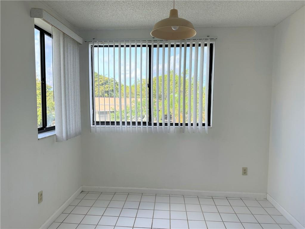 10350 E Clairmont Cir 312