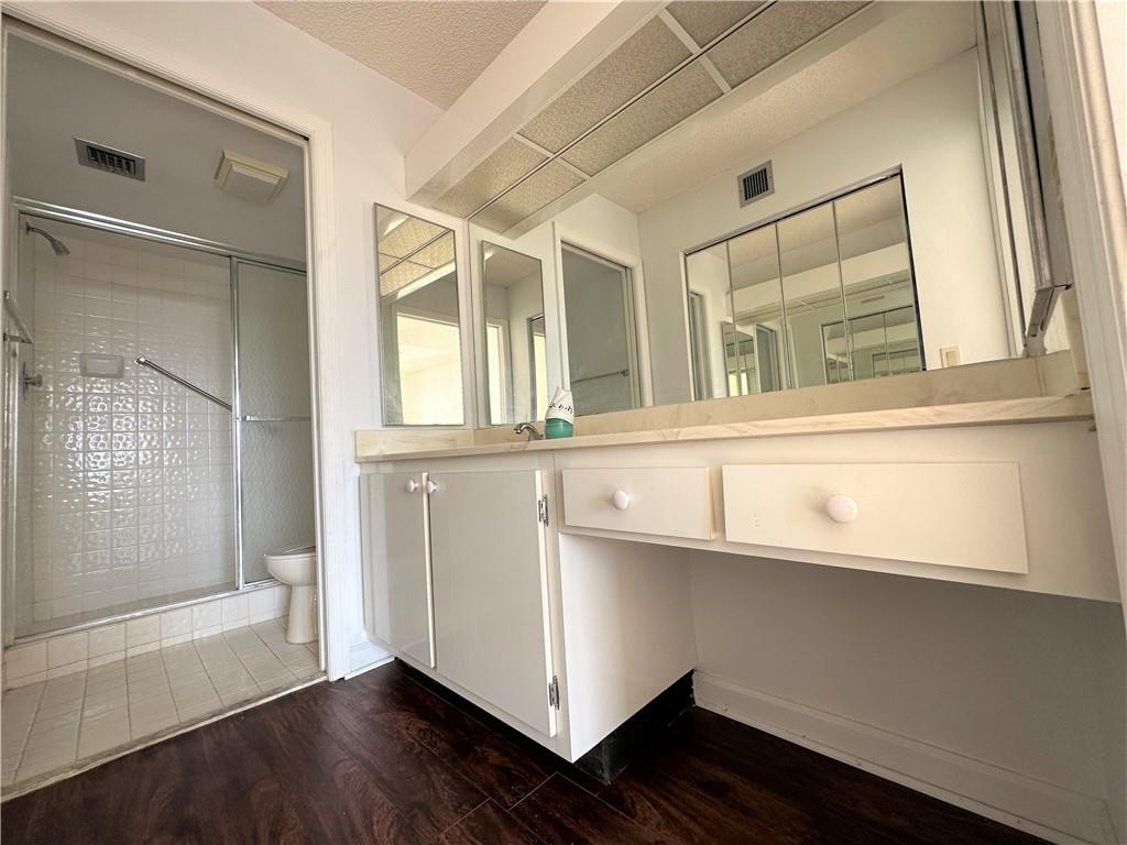 10350 E Clairmont Cir 312