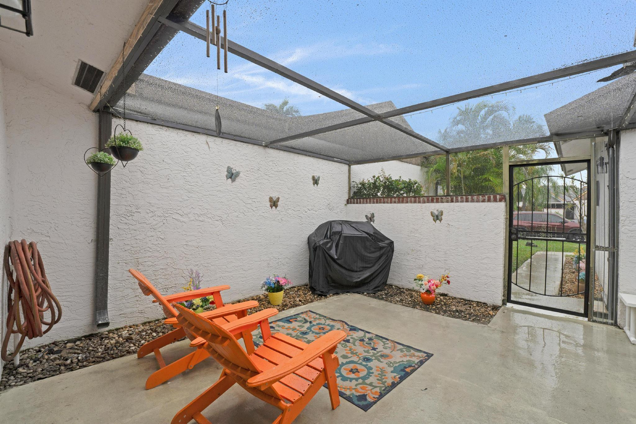 9268 Wedgewood Dr D-14