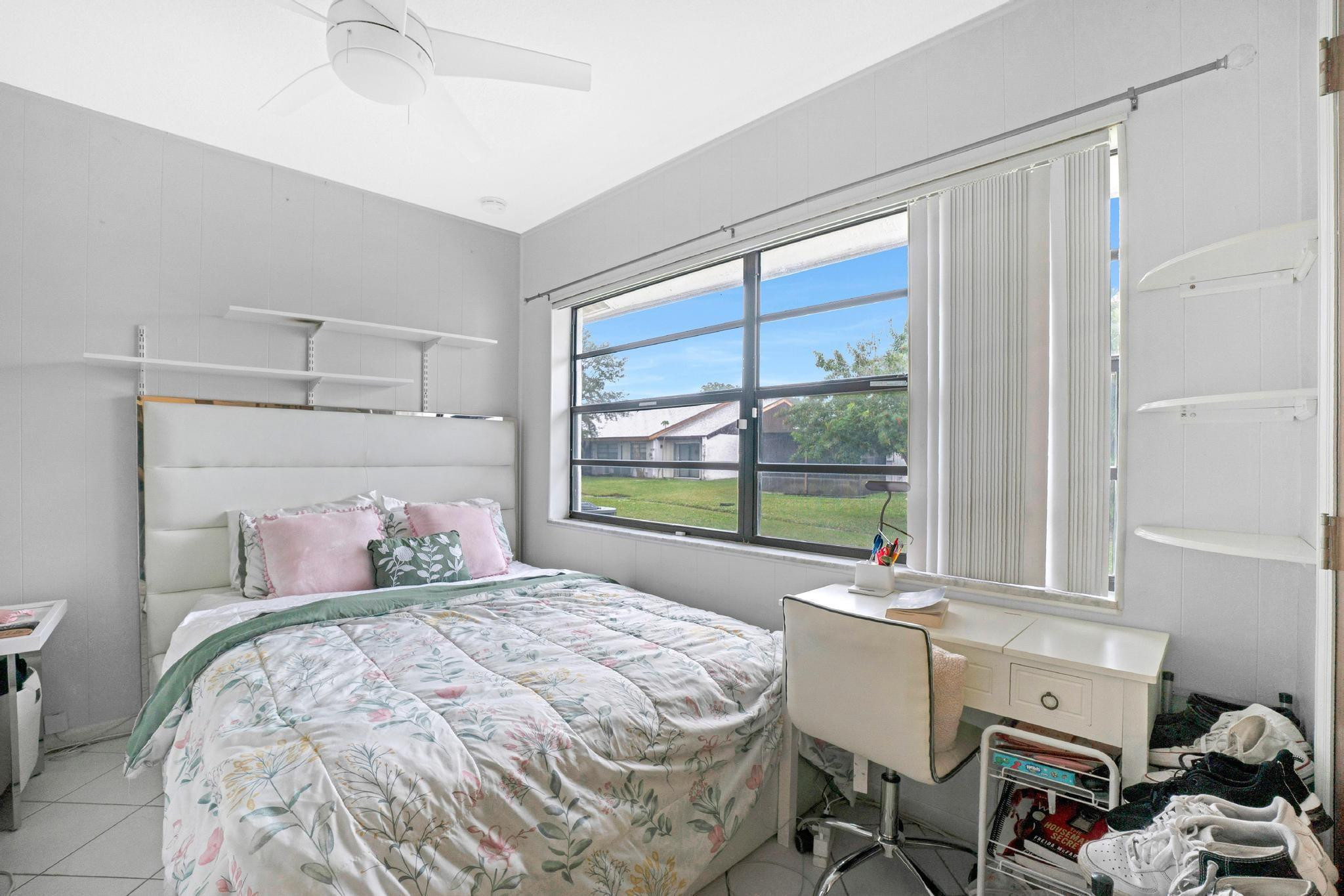 9268 Wedgewood Dr D-14