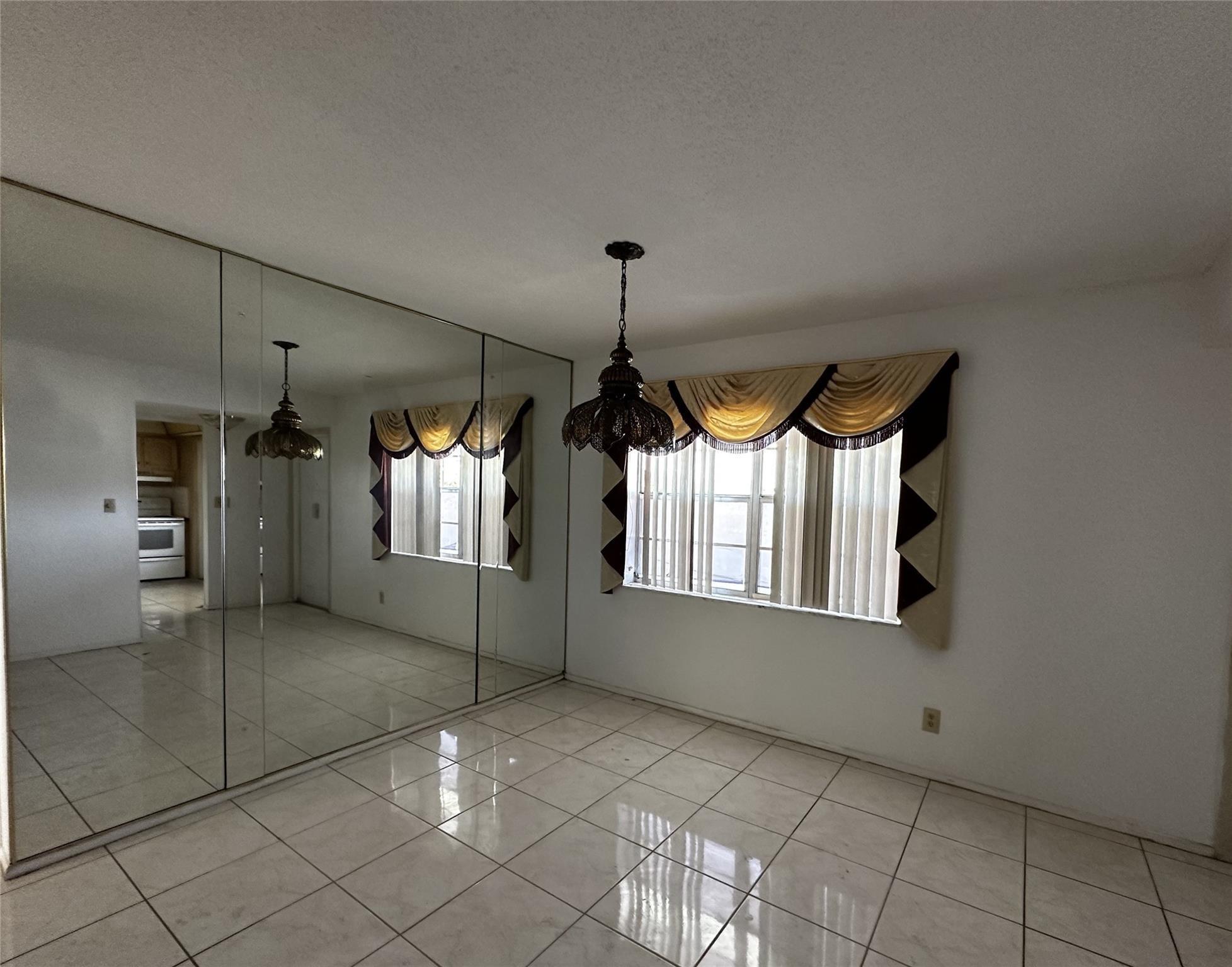 4140 NW 44th Ave 407