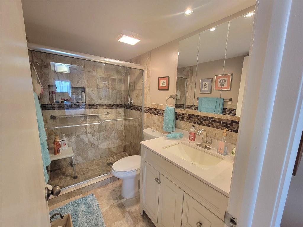 8280 SW 24th St 7204