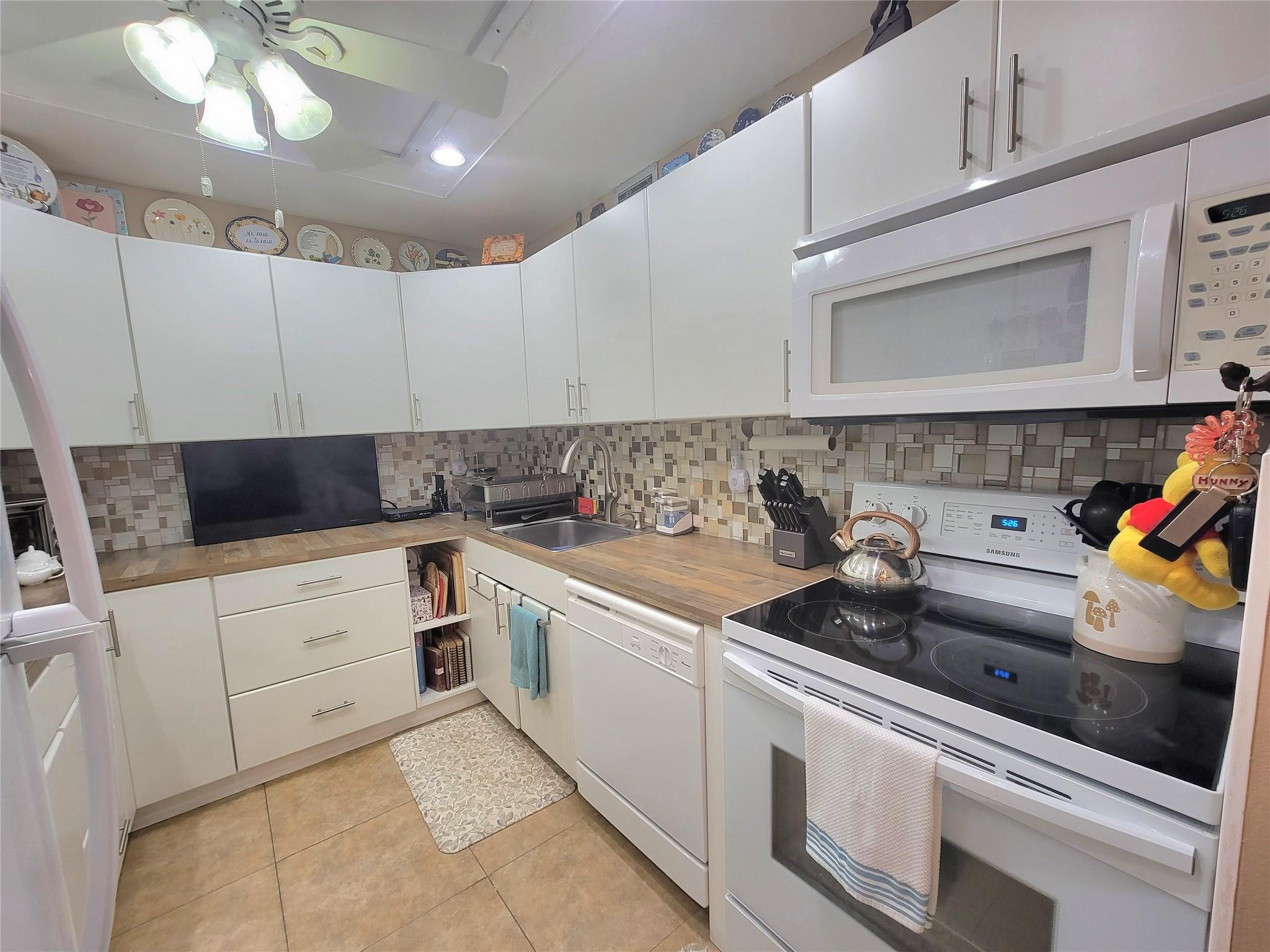 8280 SW 24th St 7204