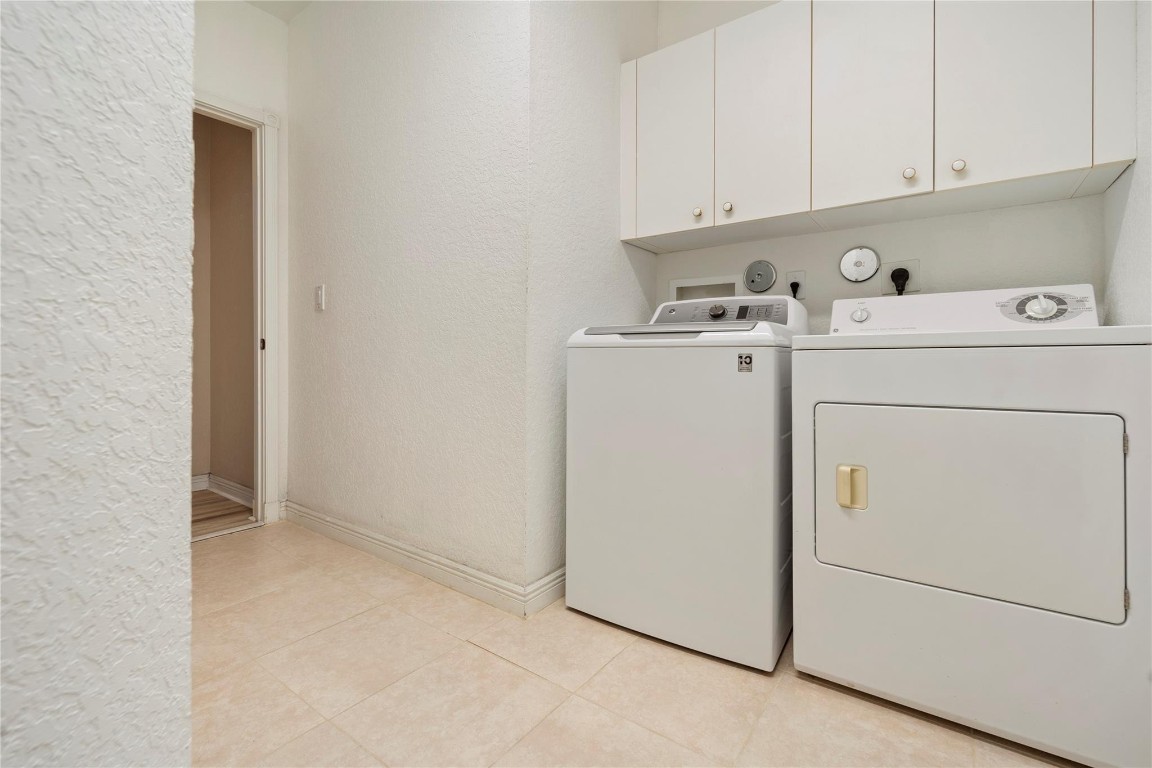 7841 E EXETER BL 102