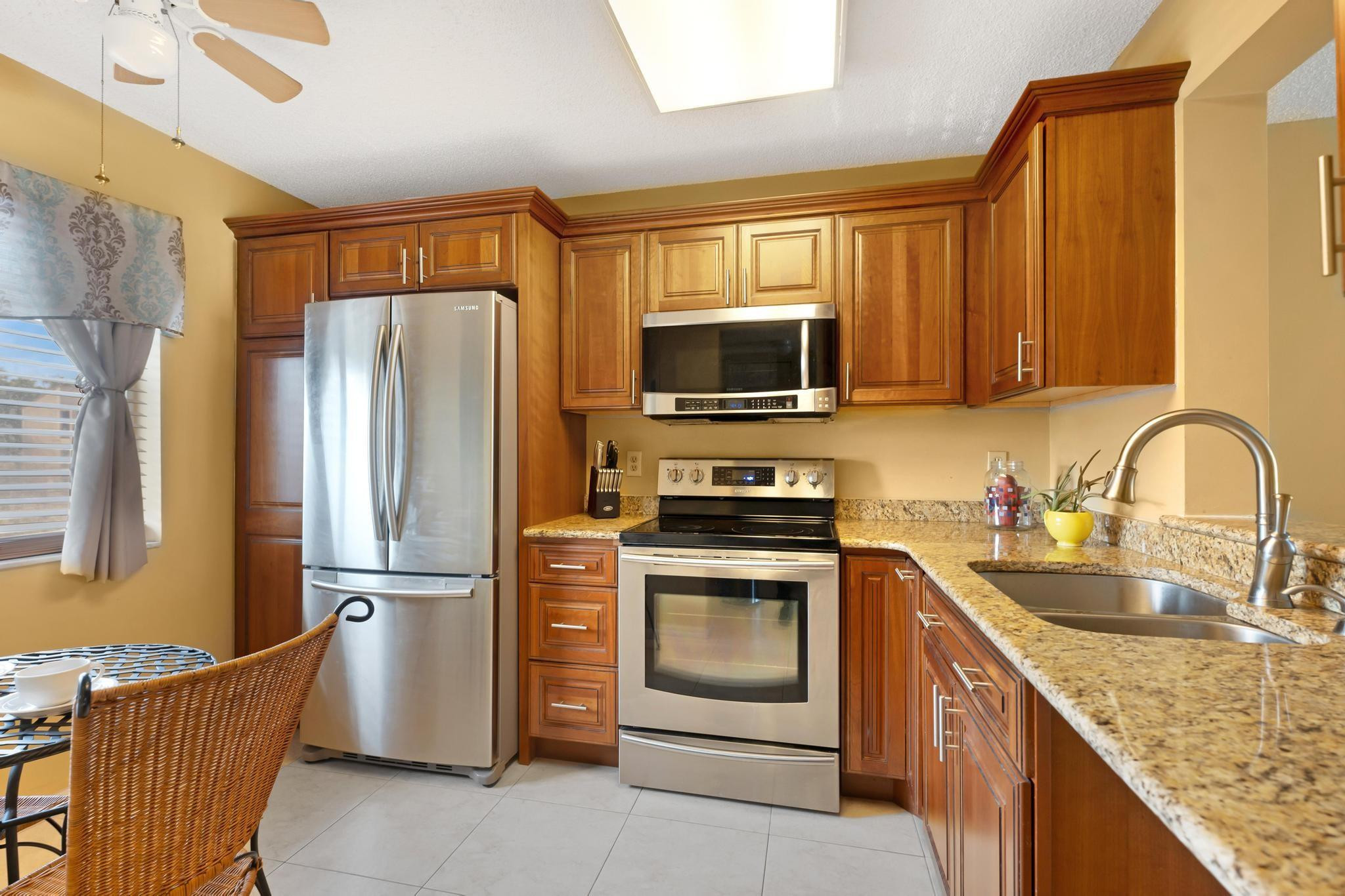 7760 NW 50TH STREET 402