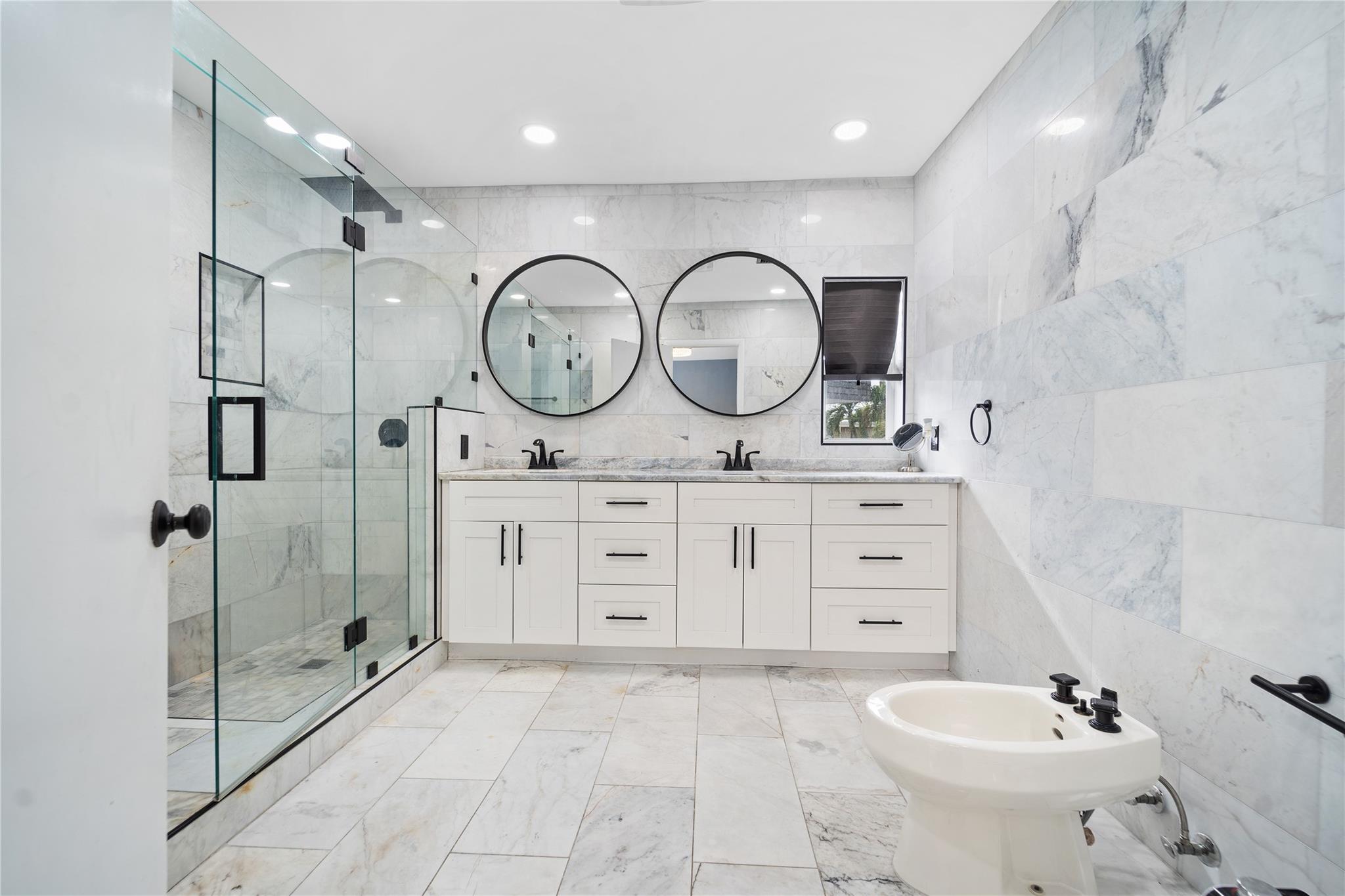 5903 Breadfruit Cir