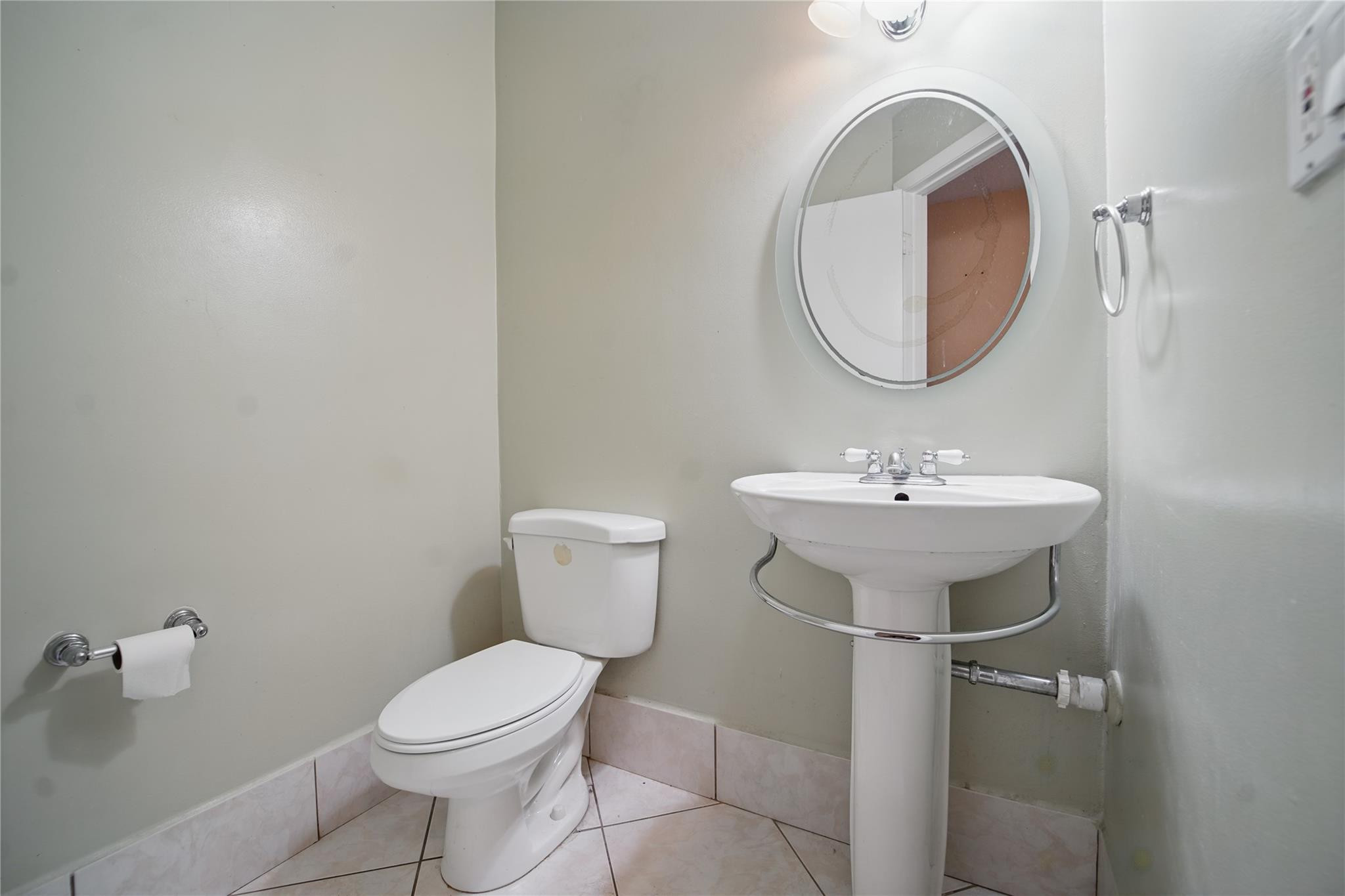 4322 N CARAMBOLA CIR N 4322