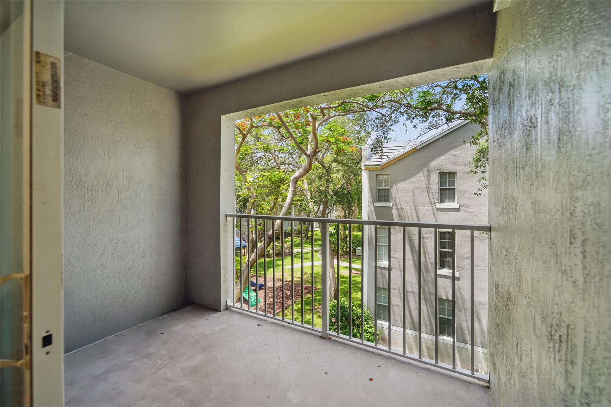 11133 SW 8 ST 306
