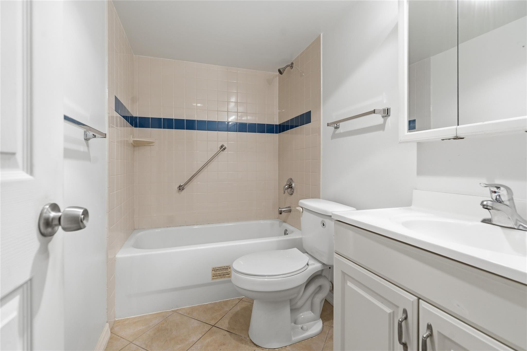 140 S Cypress Road 113