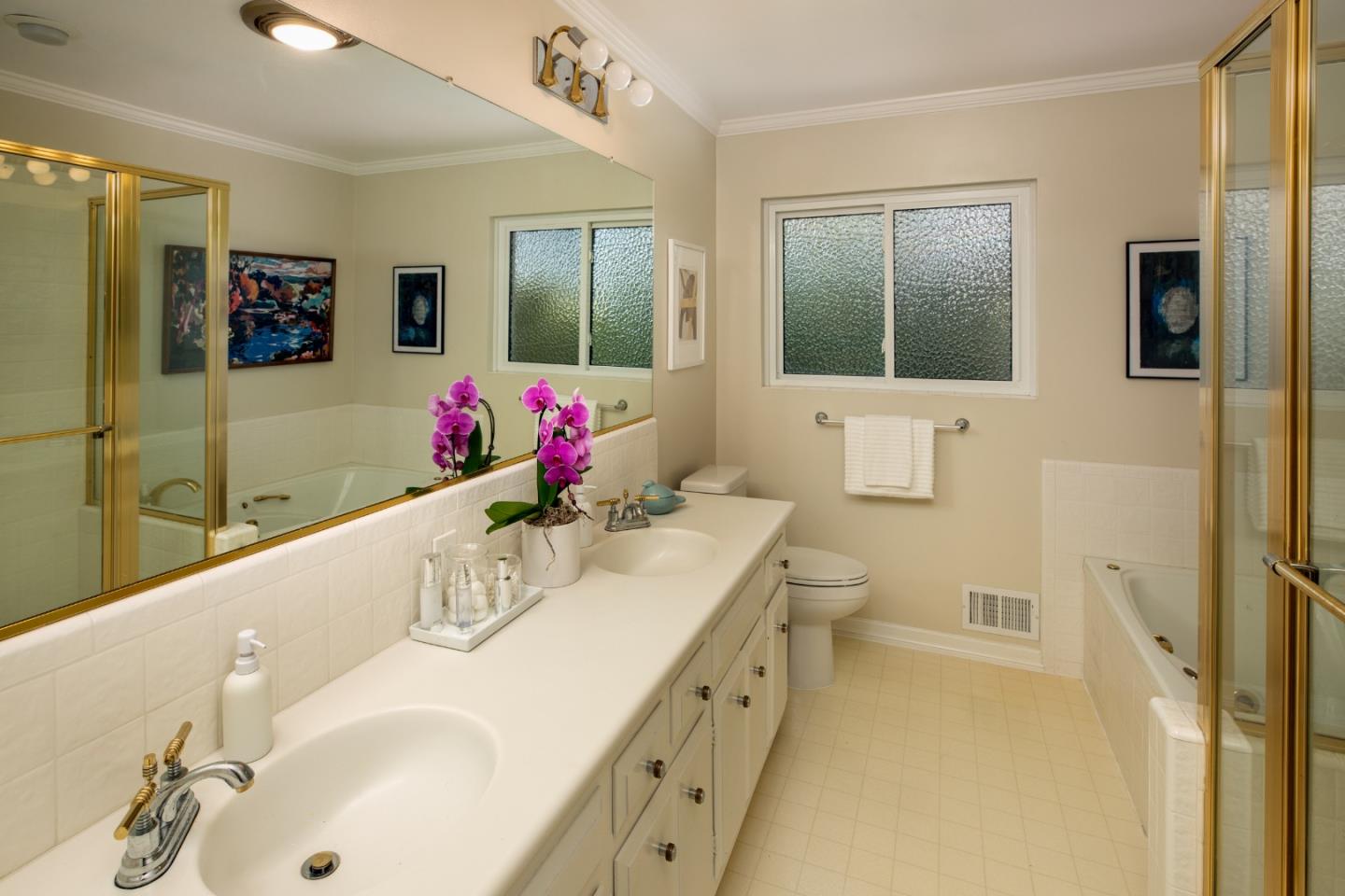 252 Raymundo DR