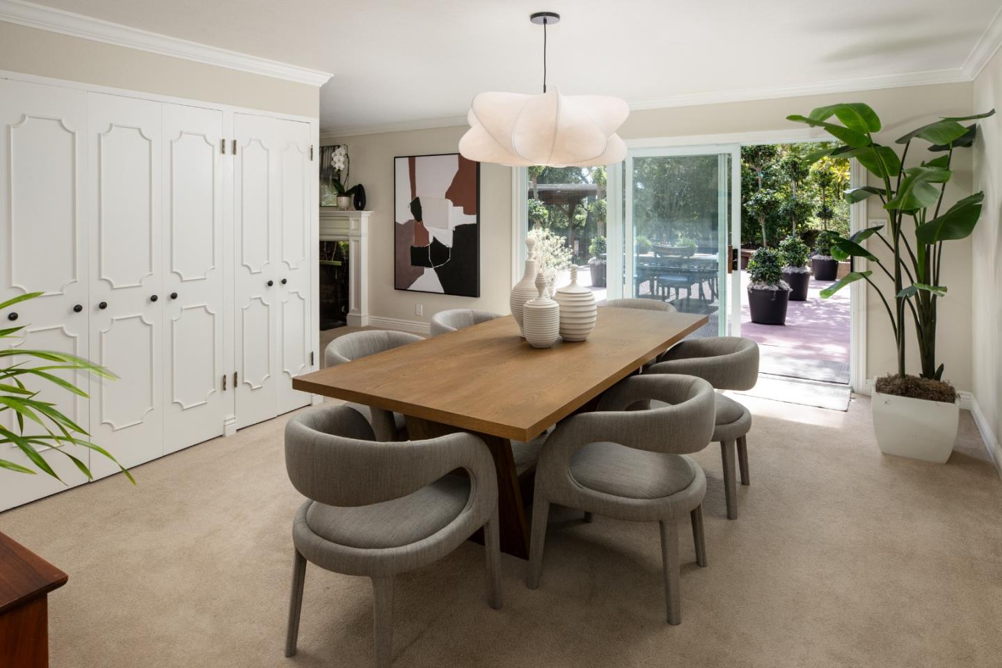 252 Raymundo DR