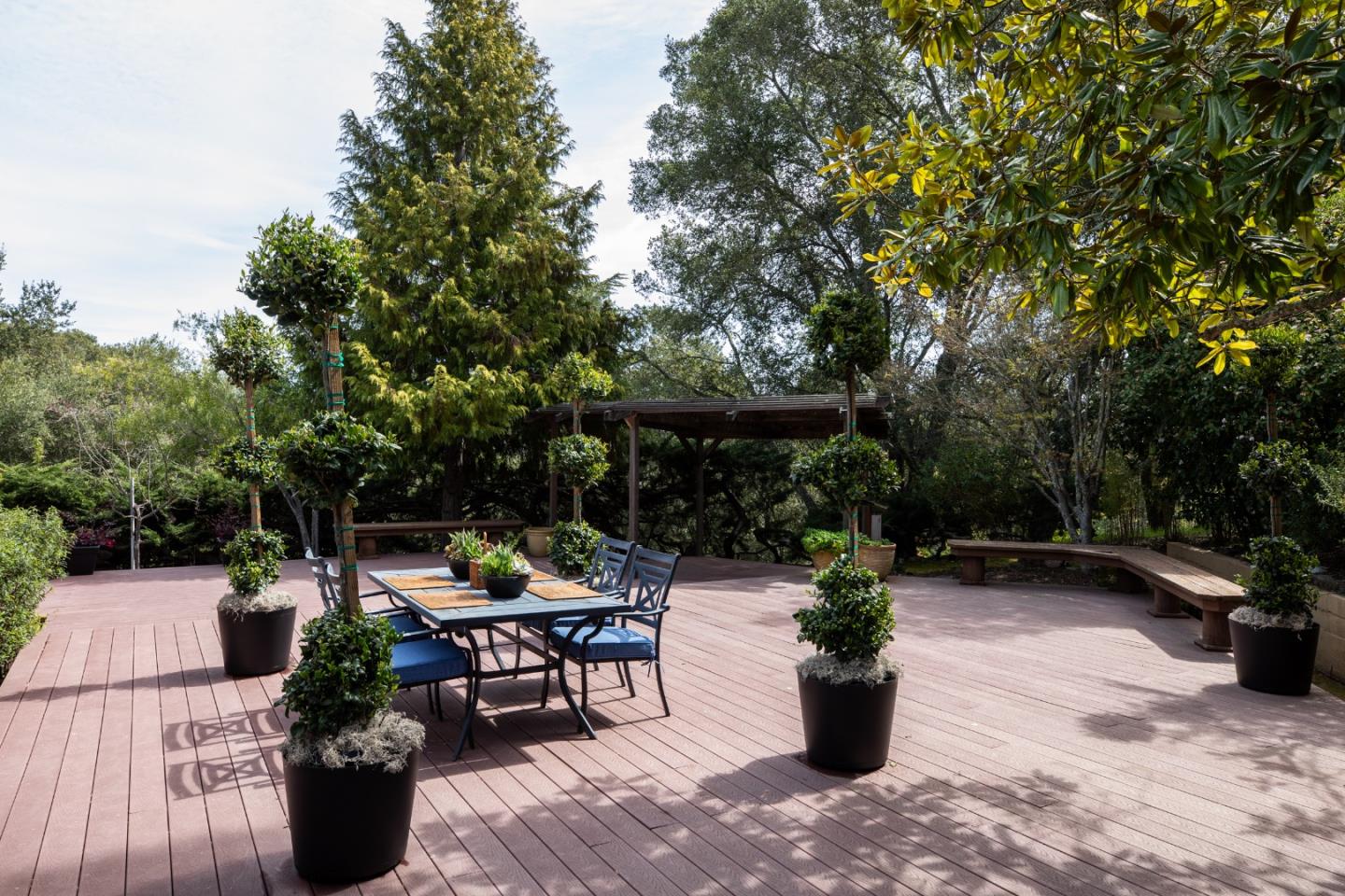 252 Raymundo DR