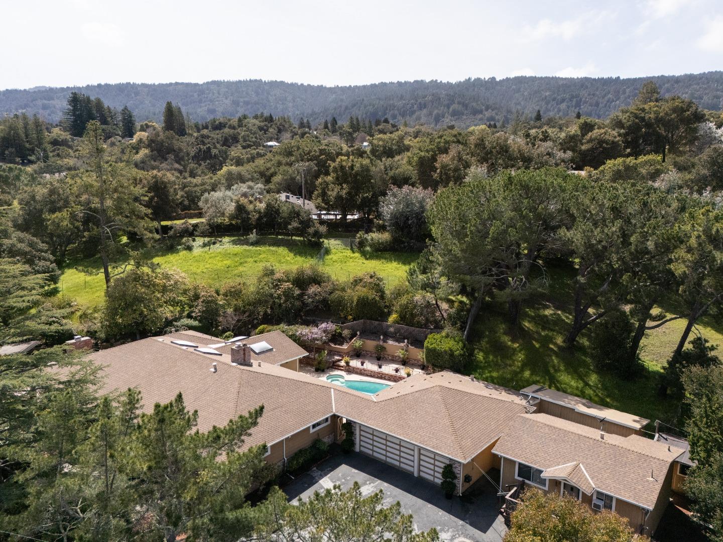 252 Raymundo DR