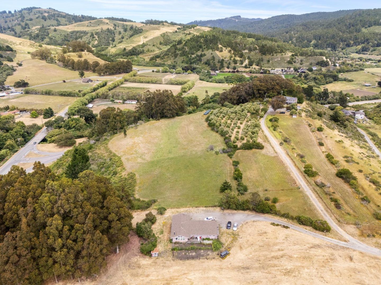 5677 Cloverdale Road