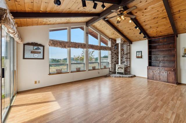 5677 Cloverdale Road