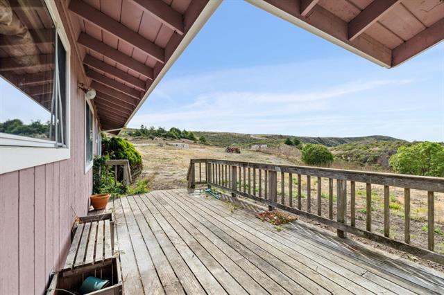 5677 Cloverdale Road