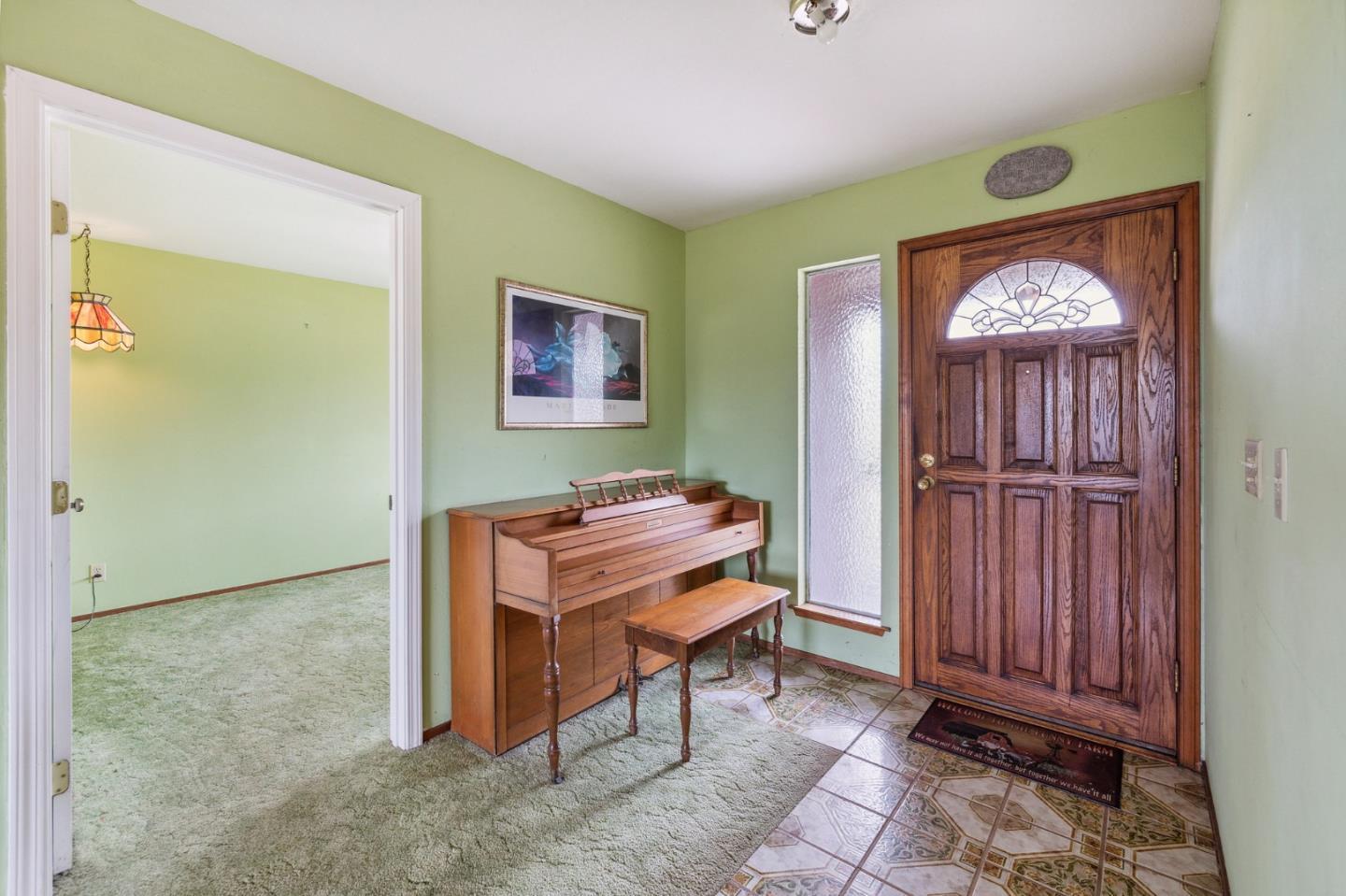 5677 Cloverdale Road