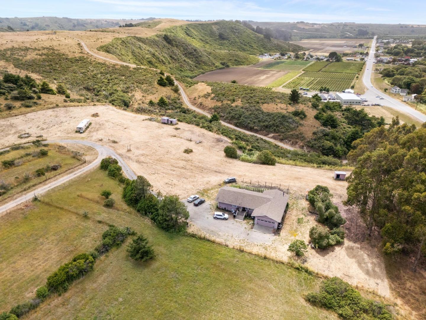 5677 Cloverdale Road
