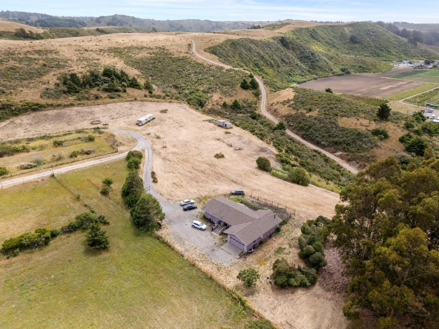 5677 Cloverdale Road
