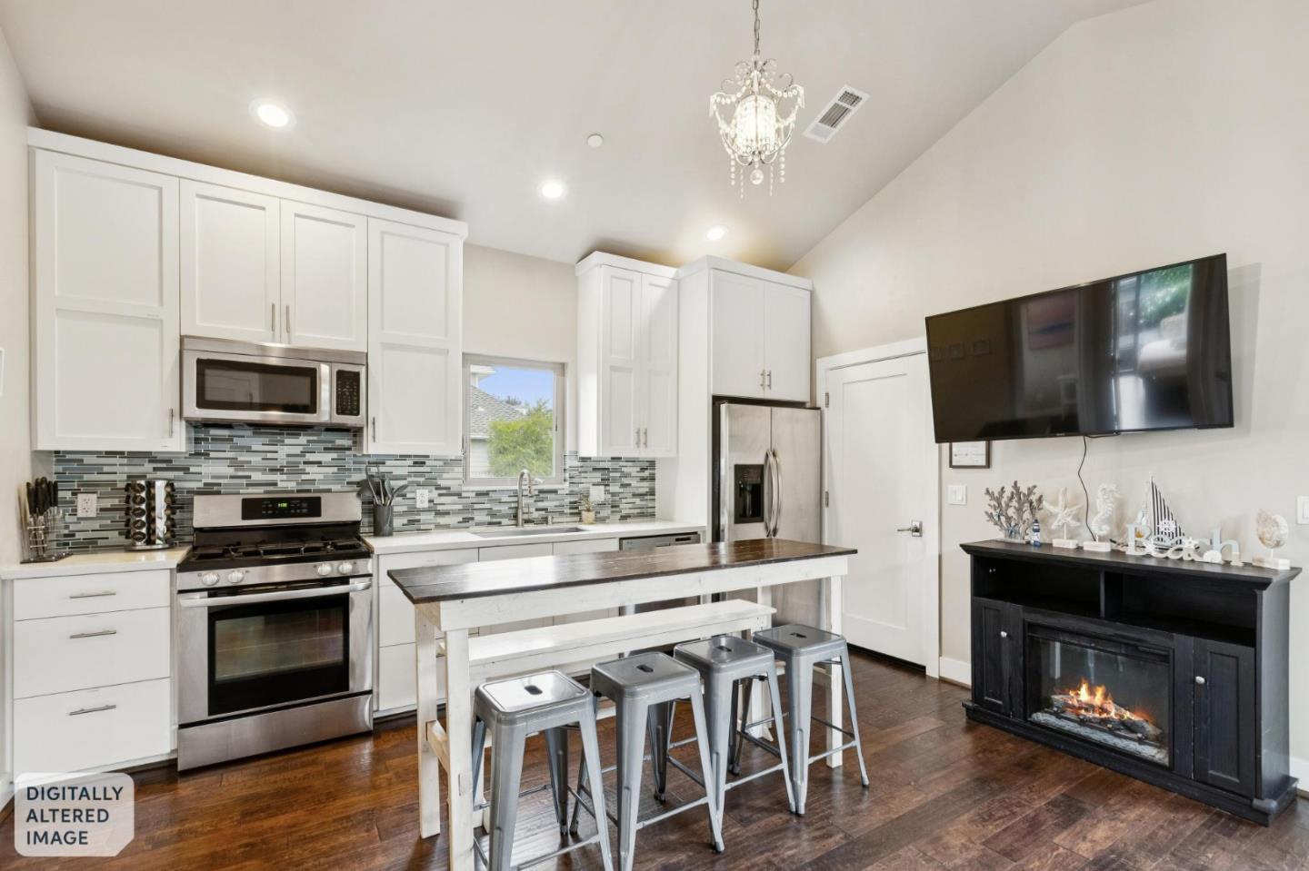 408 Belleville BLVD