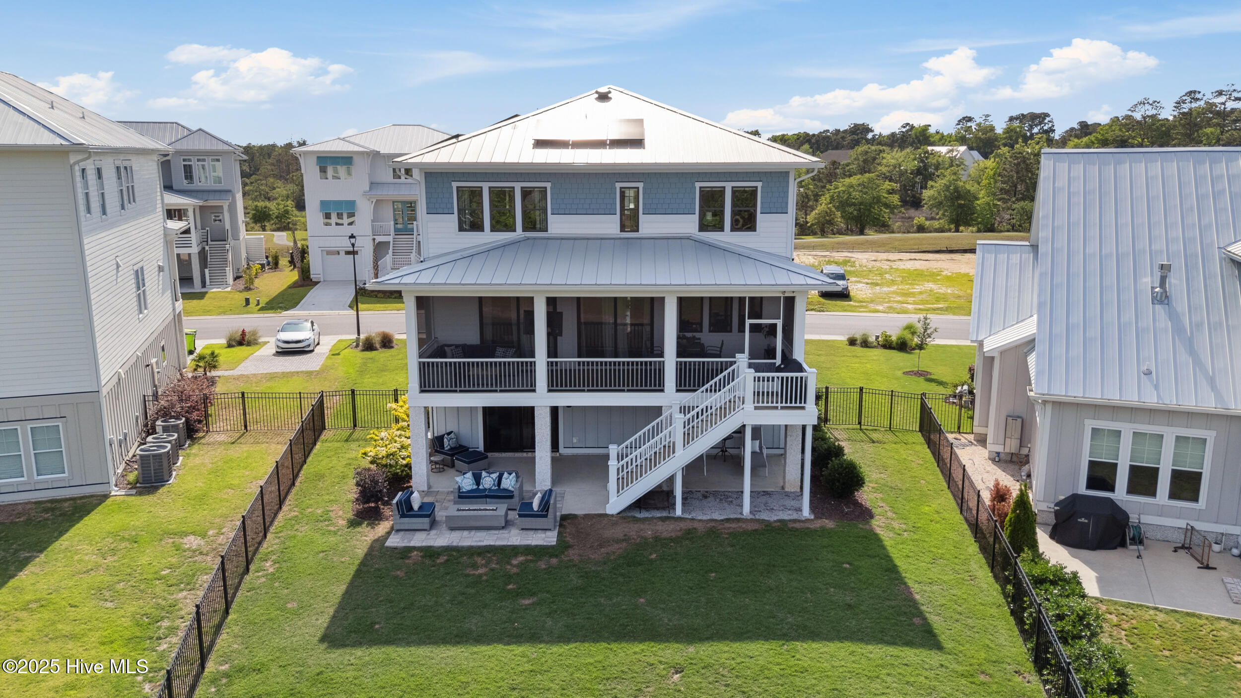 729 Waterstone Drive