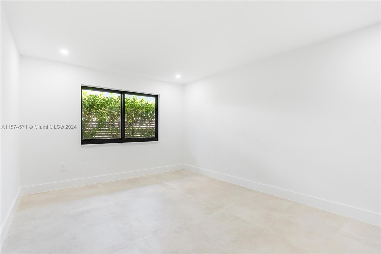 420 SW 19th RD