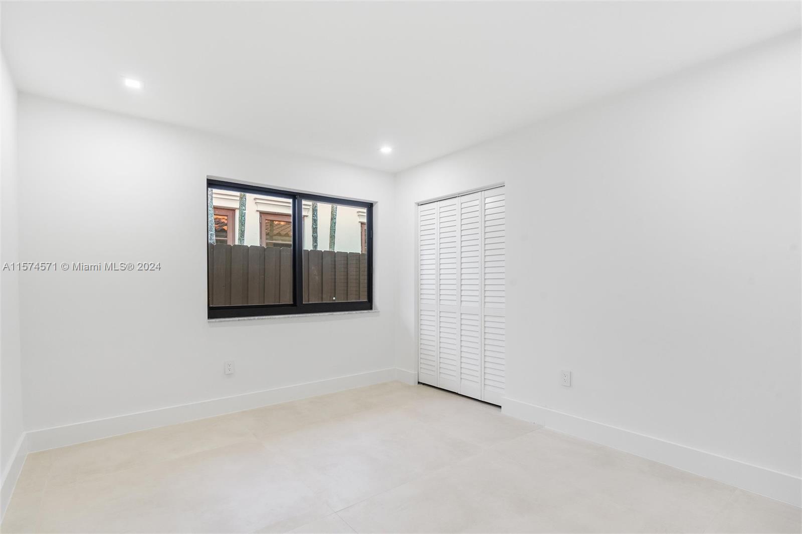 420 SW 19th RD