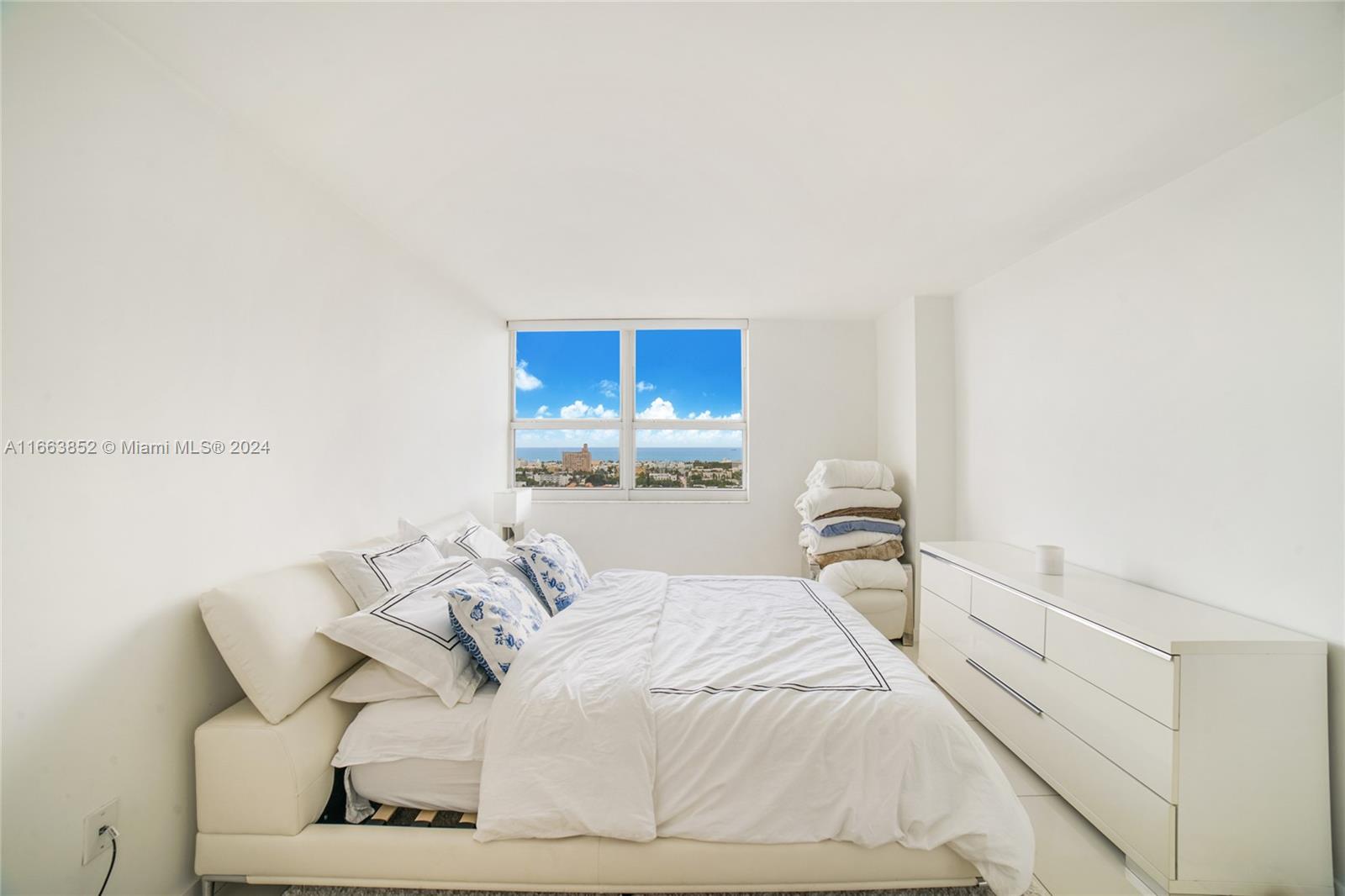 650 West Ave # 2010