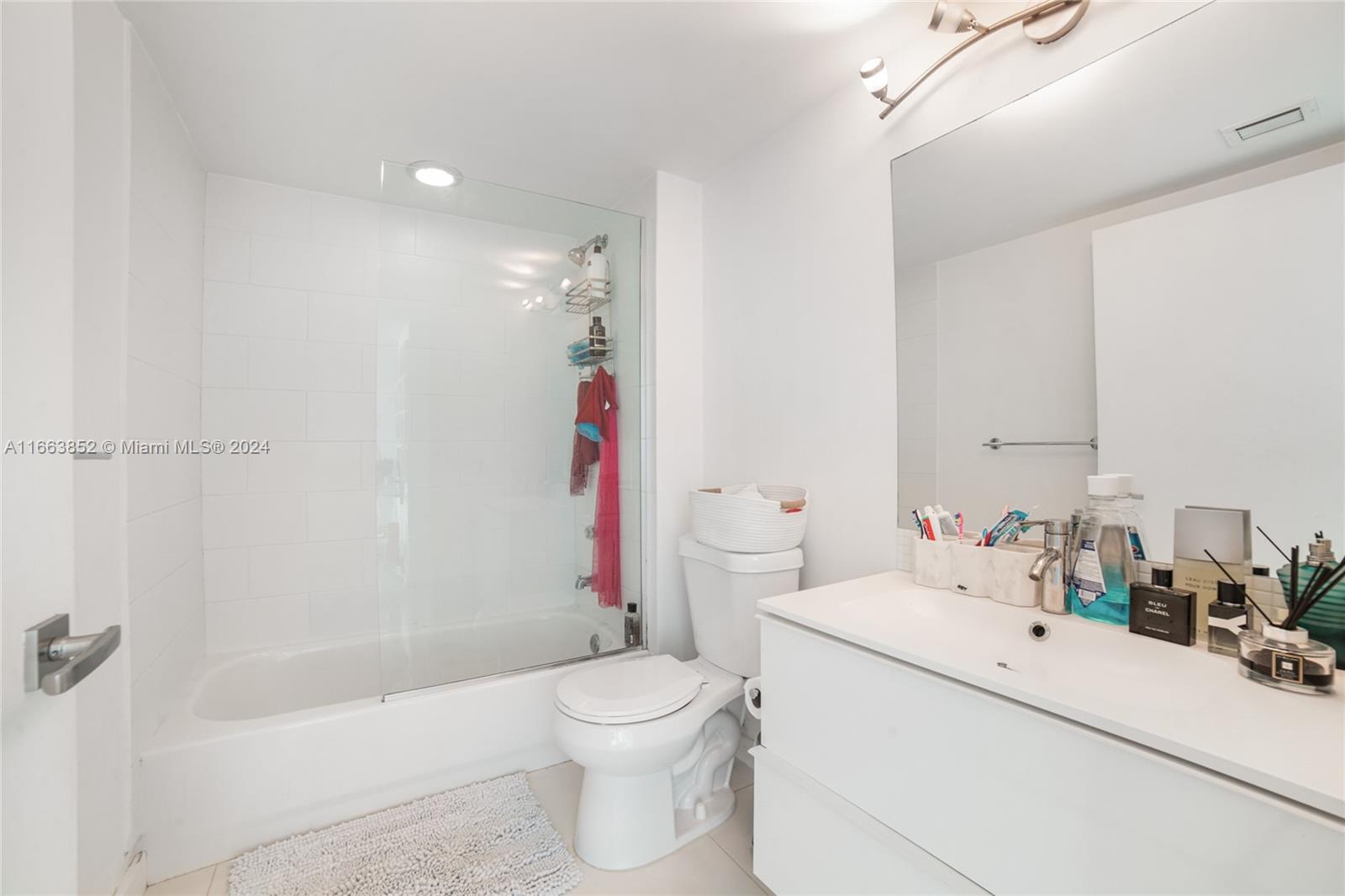650 West Ave # 2010