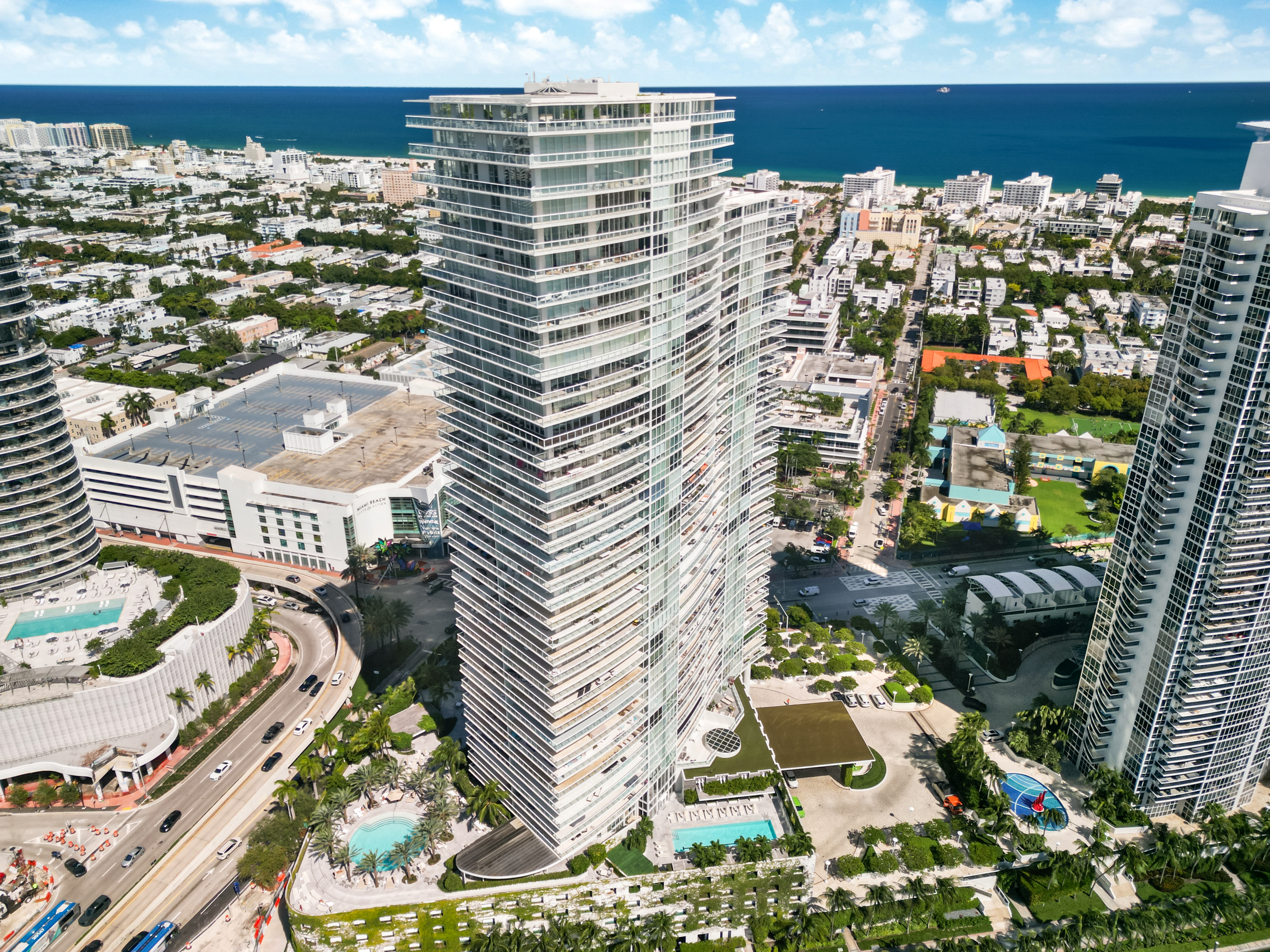 450 Alton Rd Unit# 906