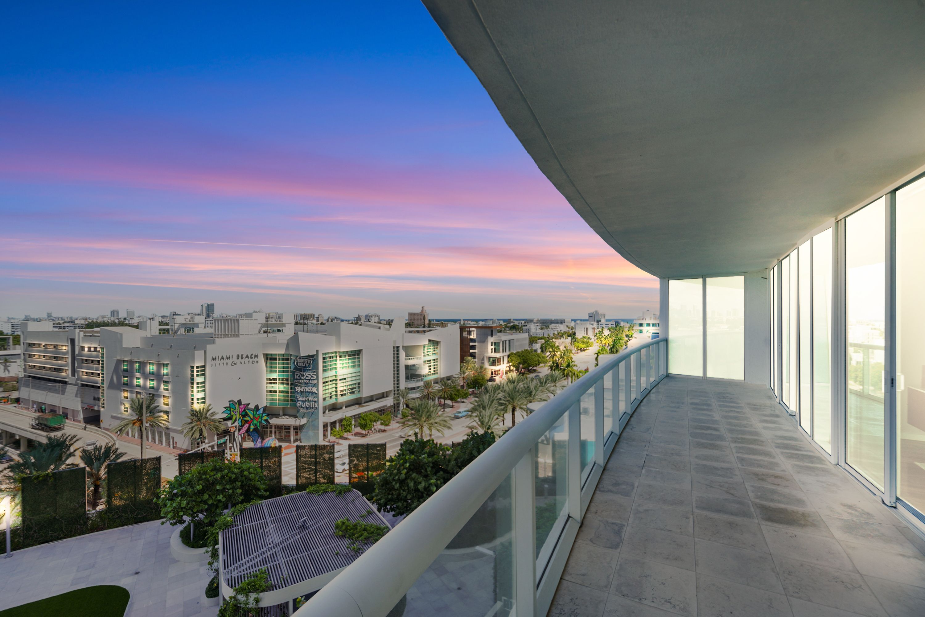 450 Alton Rd Unit# 906