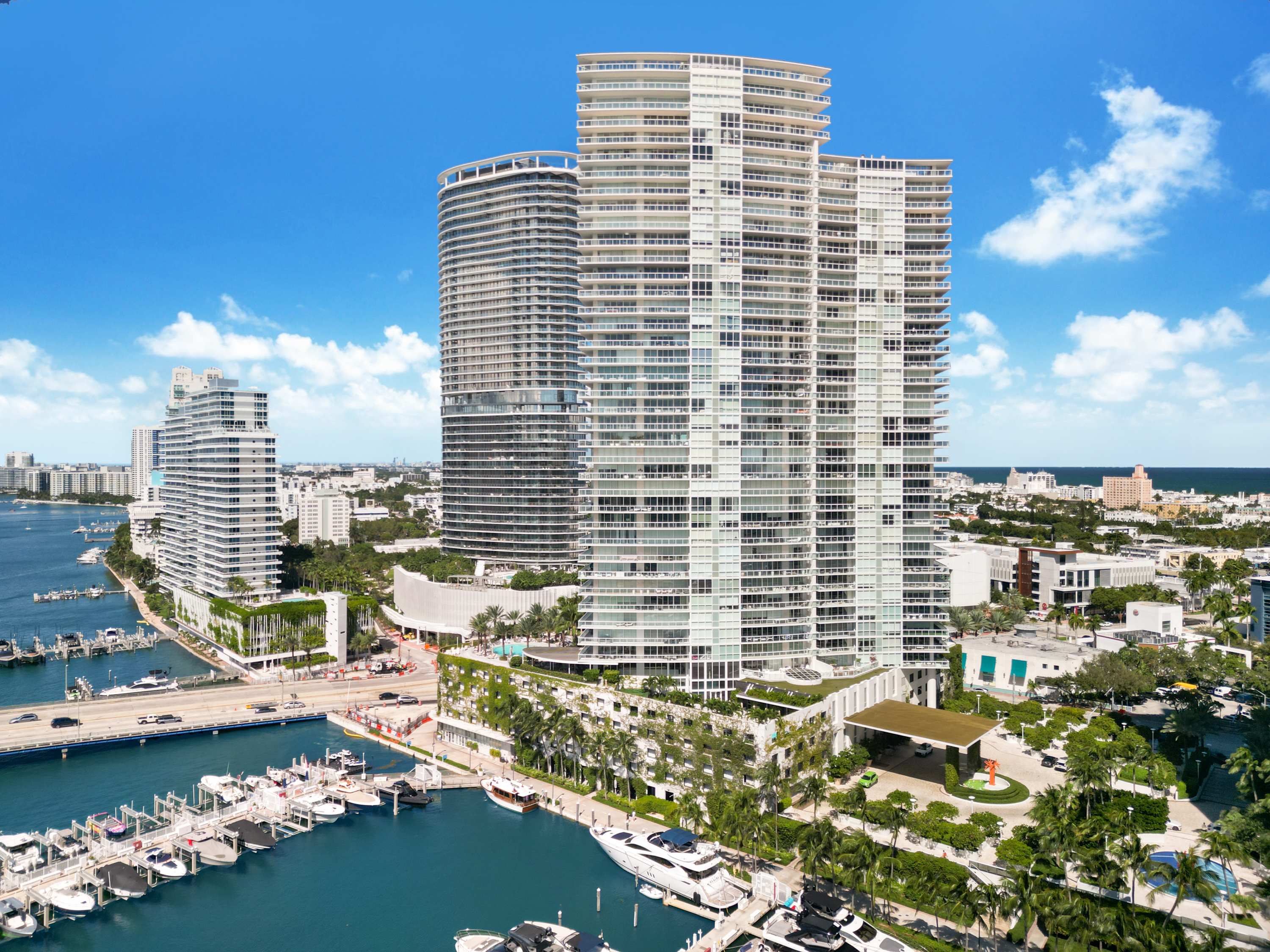 450 Alton Rd Unit# 906