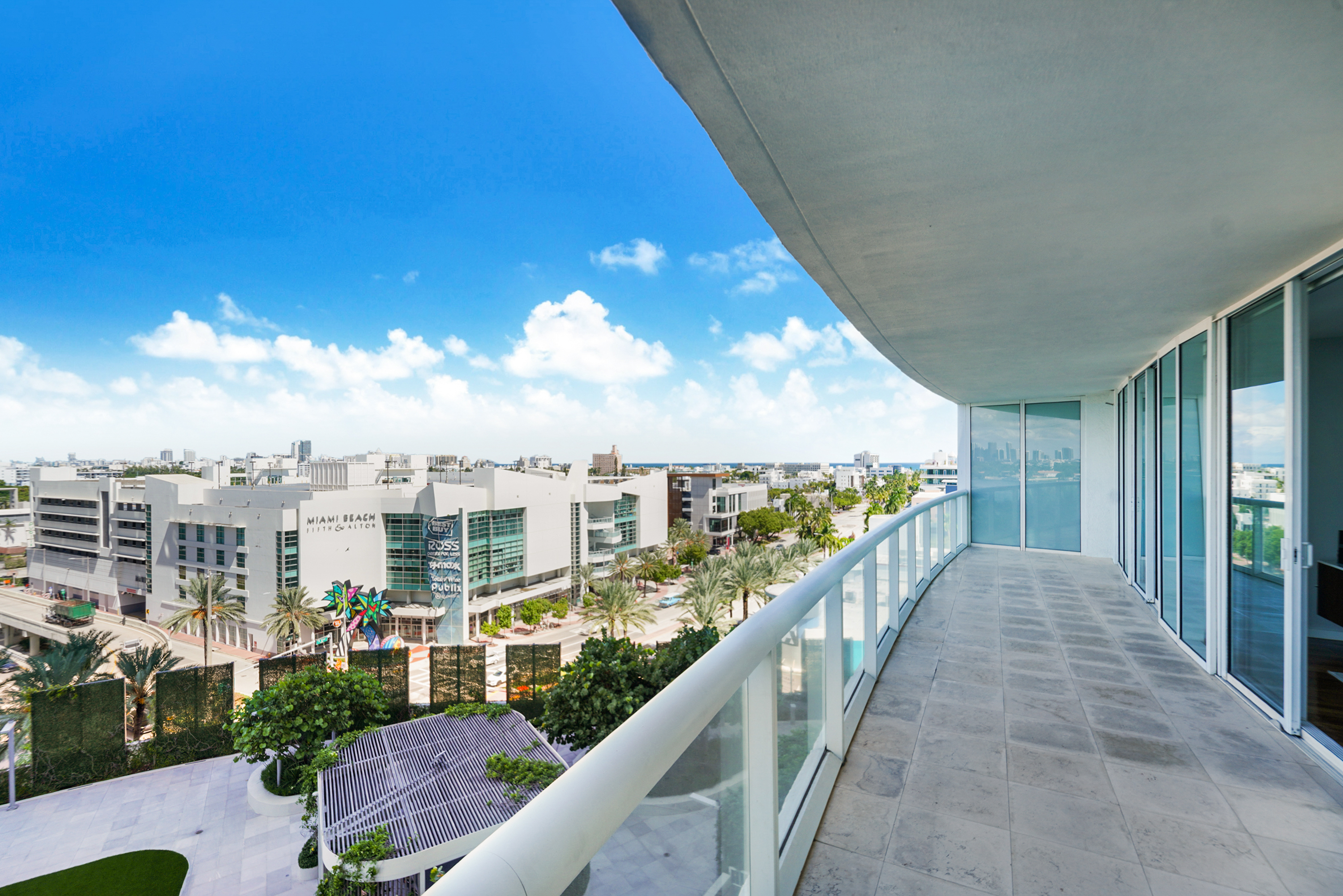 450 Alton Rd Unit# 906