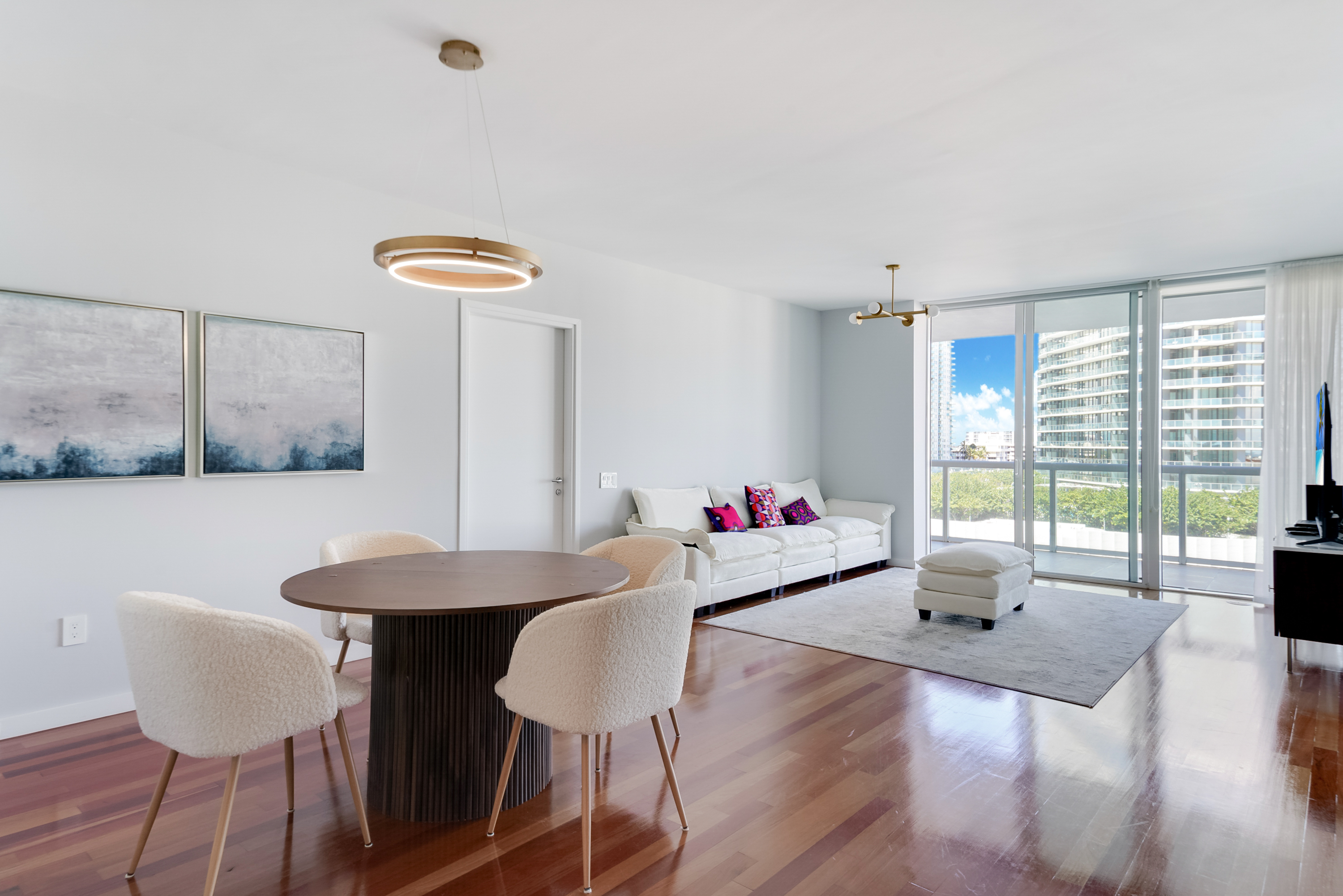 450 Alton Rd Unit# 906