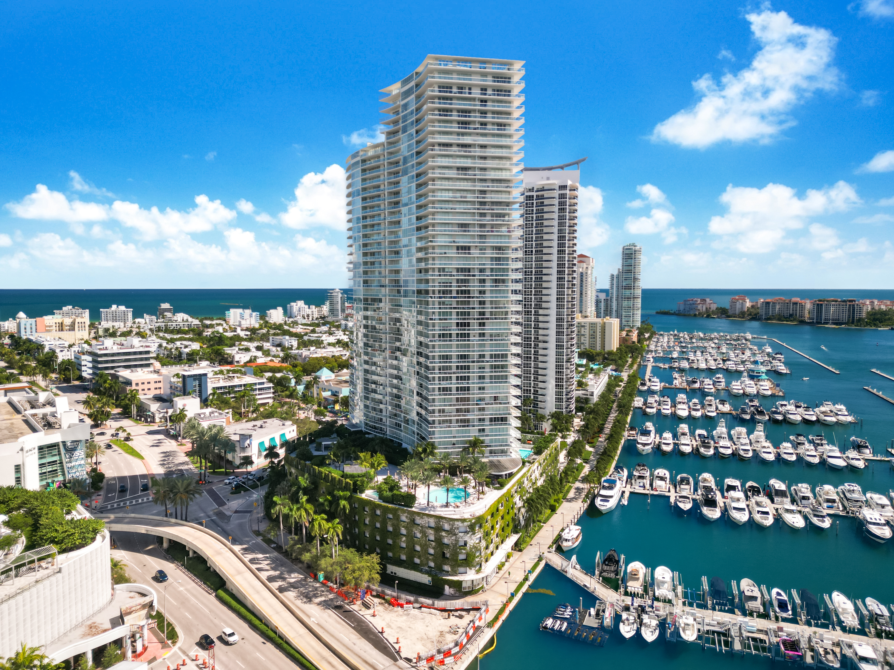 450 Alton Rd Unit# 906