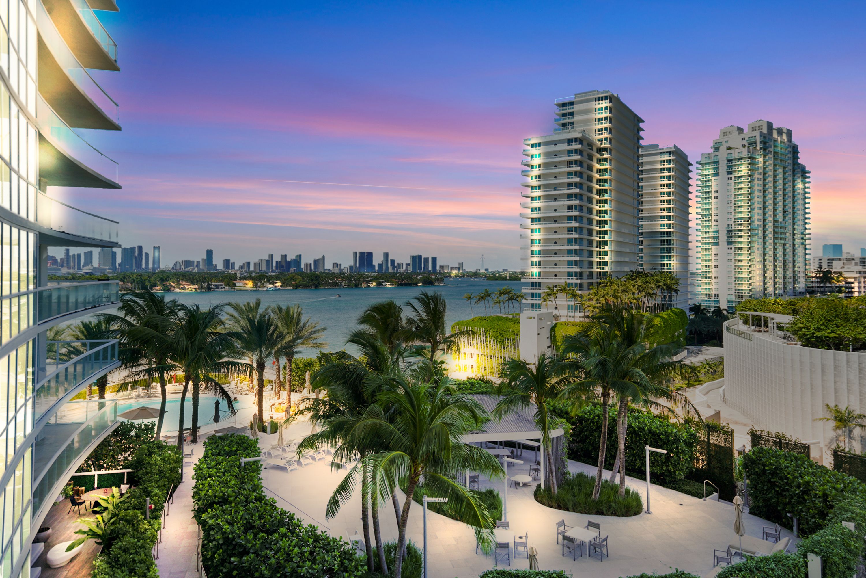 450 Alton Rd Unit# 906