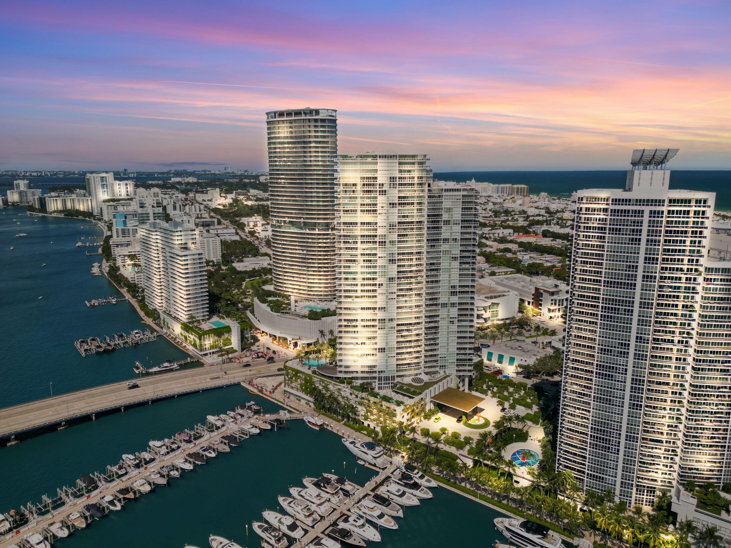 450 Alton Rd Unit# 906