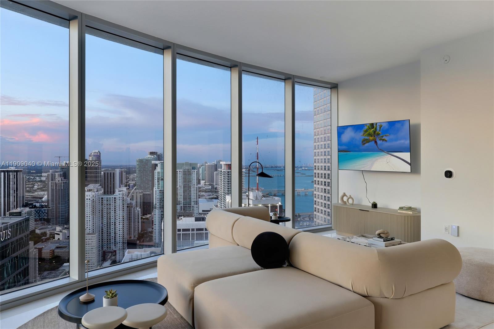 300 Biscayne Boulevard Way # 5108