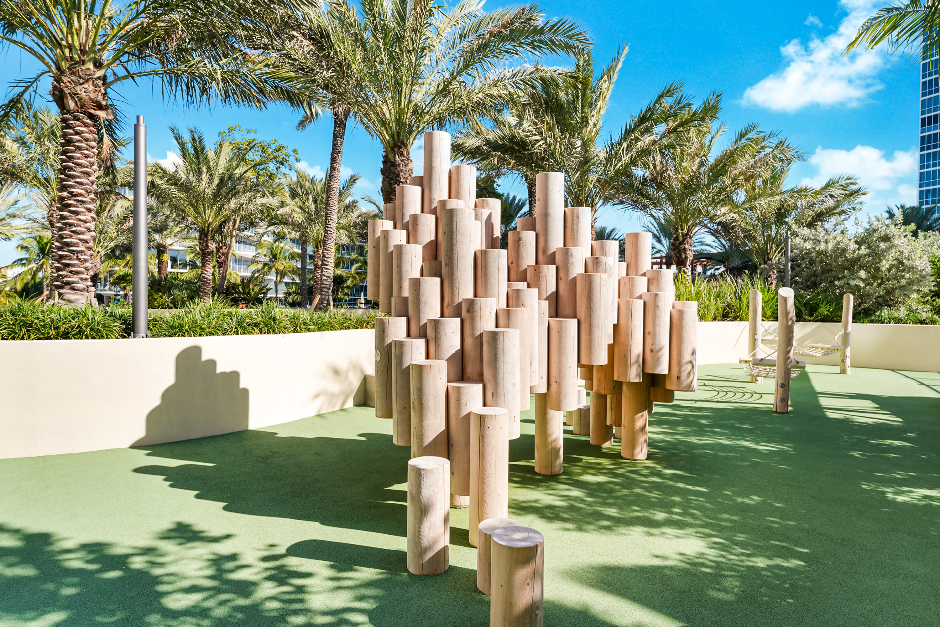 300 S Pointe Dr Unit# 405