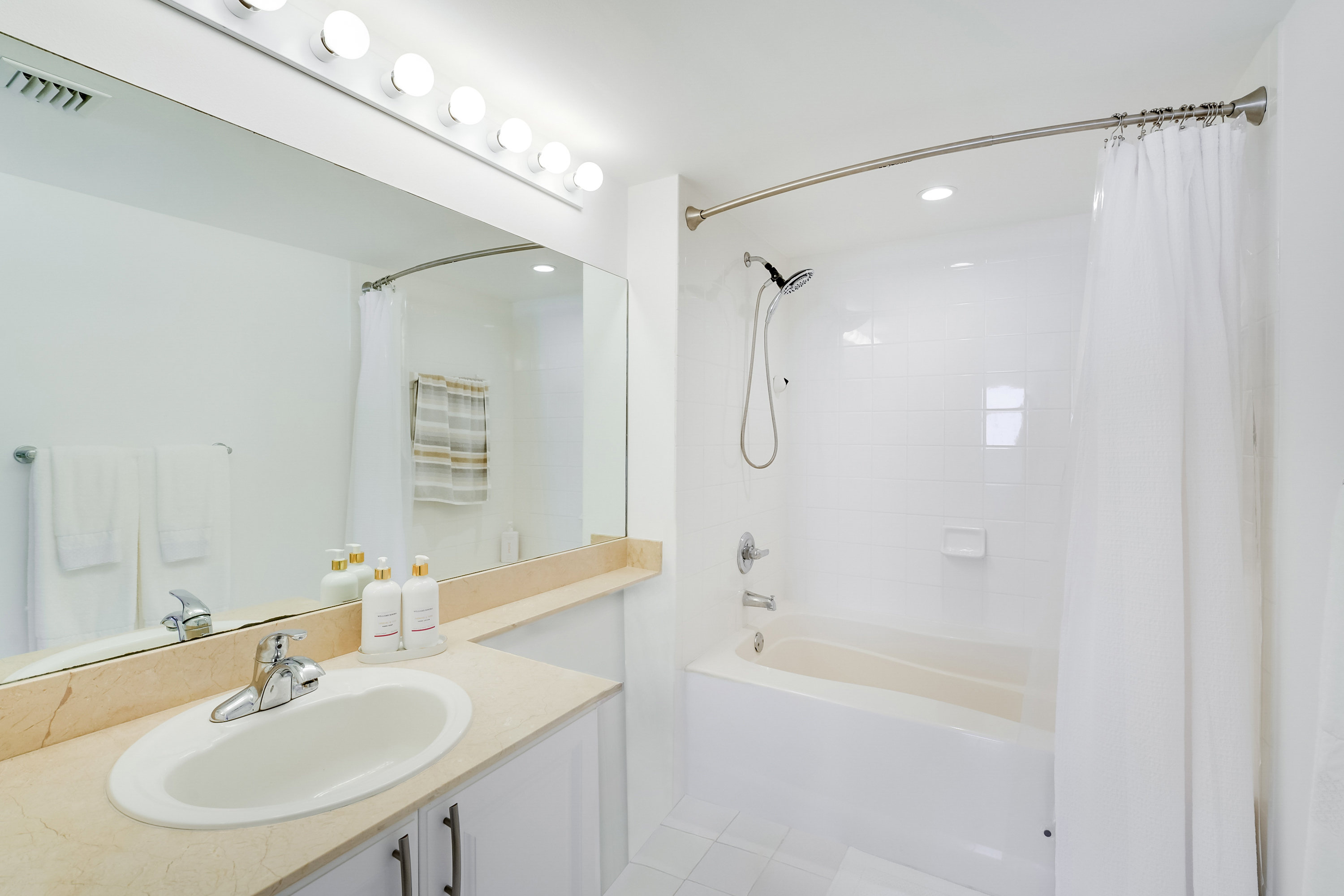 90 Alton Rd Unit# 1209