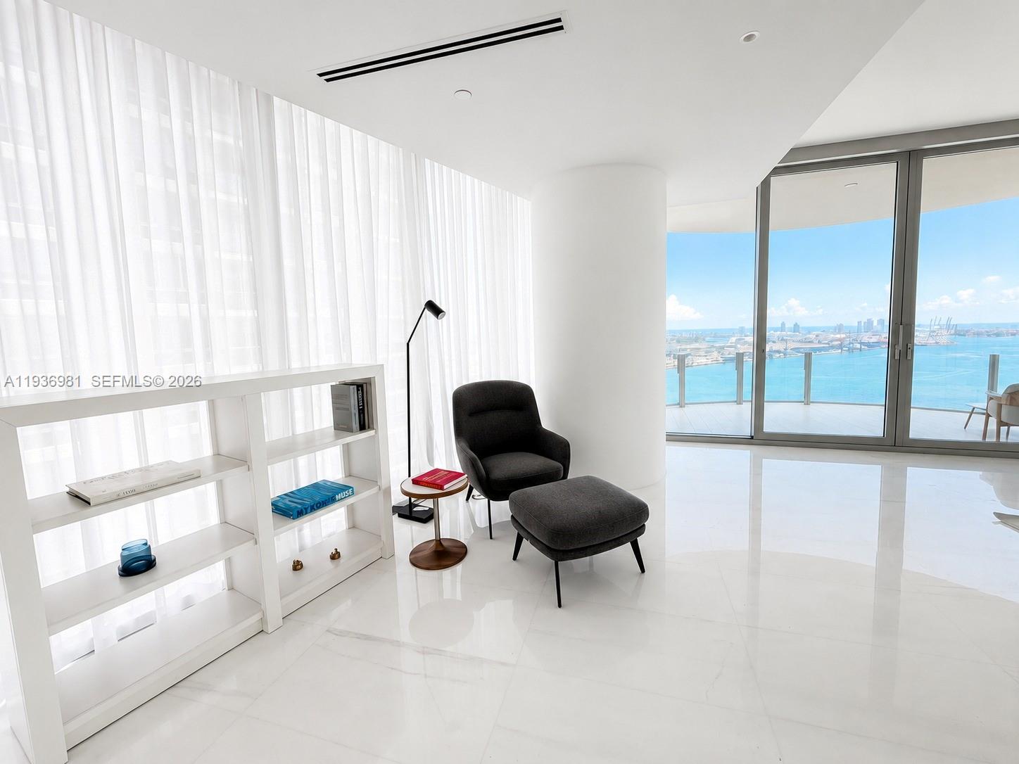 300 Biscayne Blvd Way # 3201